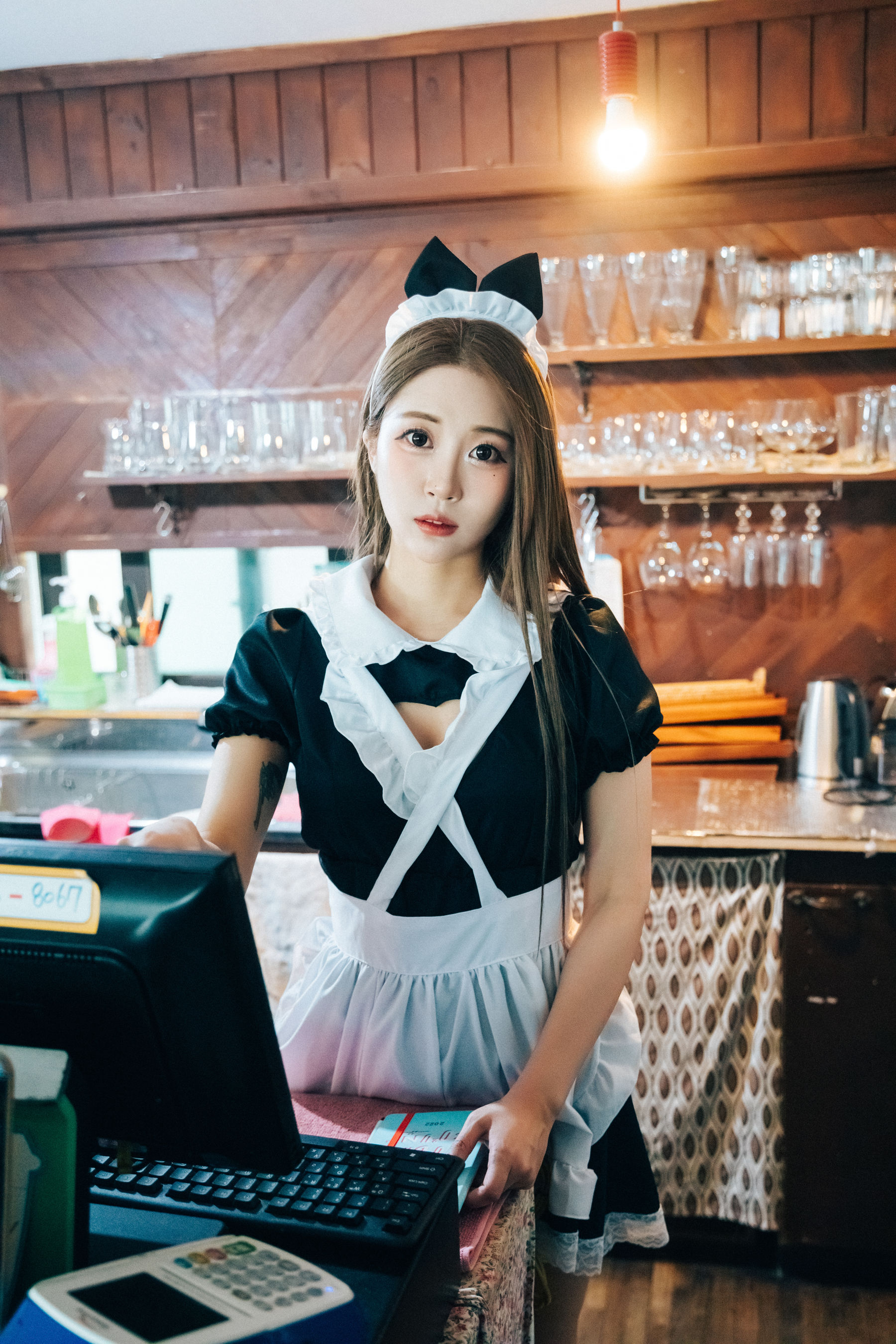 [LOOZY] Bomi – Maid cafe [174P] 2023-05-14 13:00:28 - 妍画集-妍画集