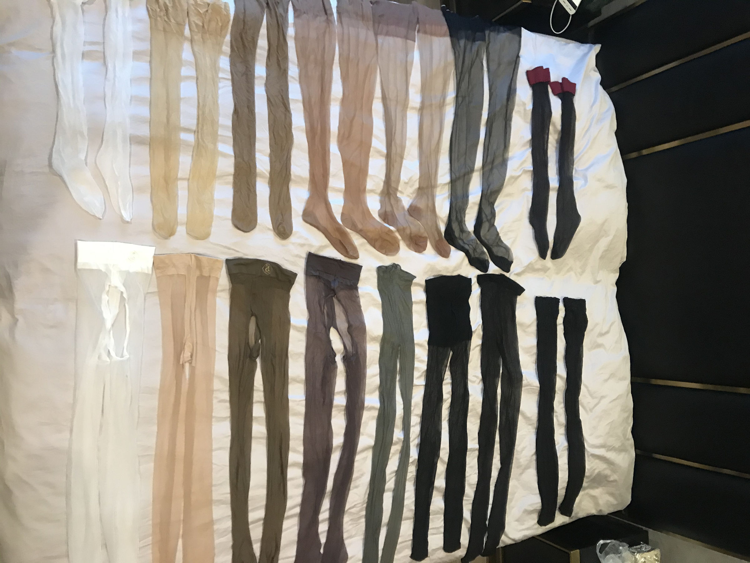 丝足博主麋鹿_Monroe 2020.04.23 丝袜展示 [56P]-妍画集