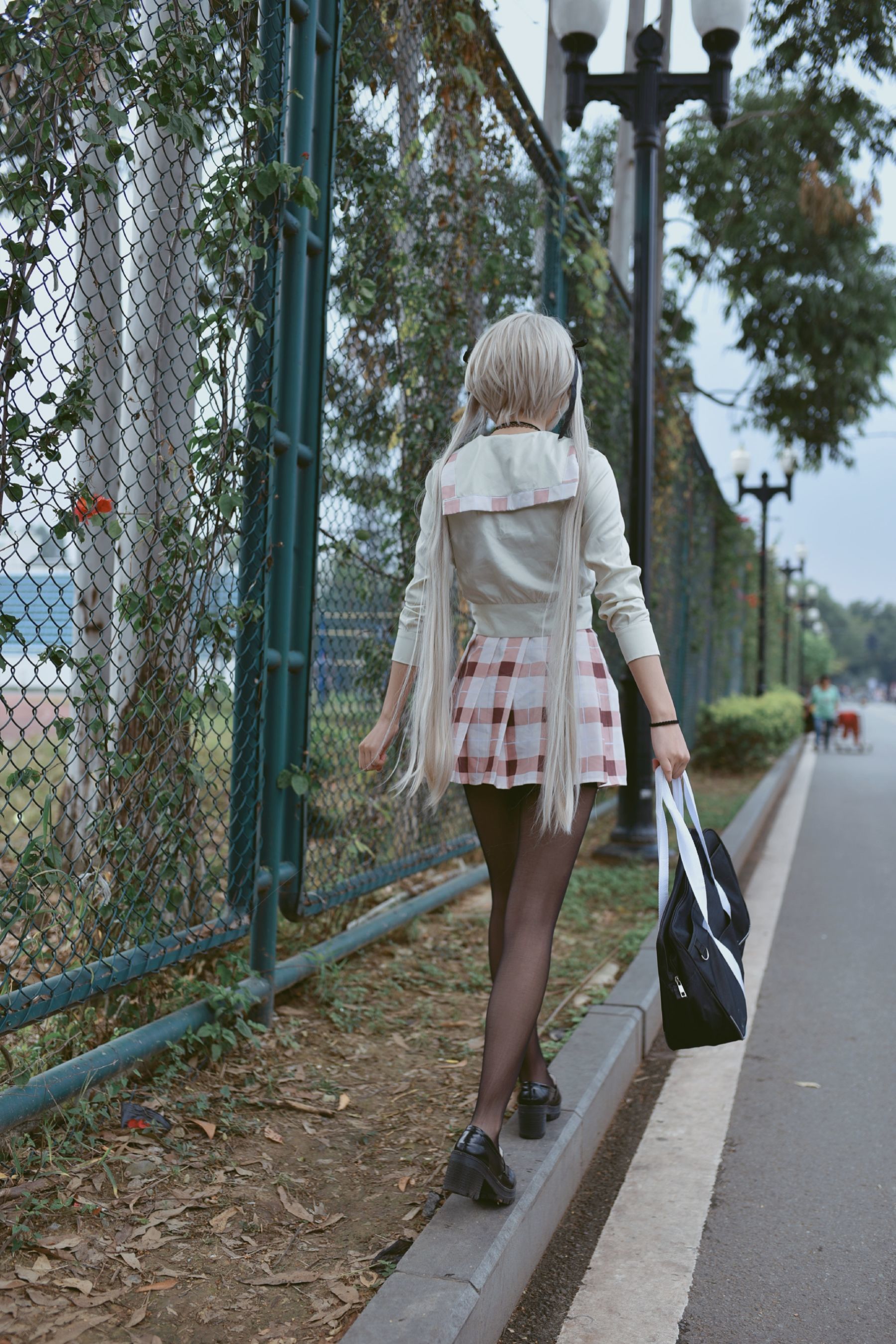 清纯少女五更百鬼 校服穹 [12P]-妍画集