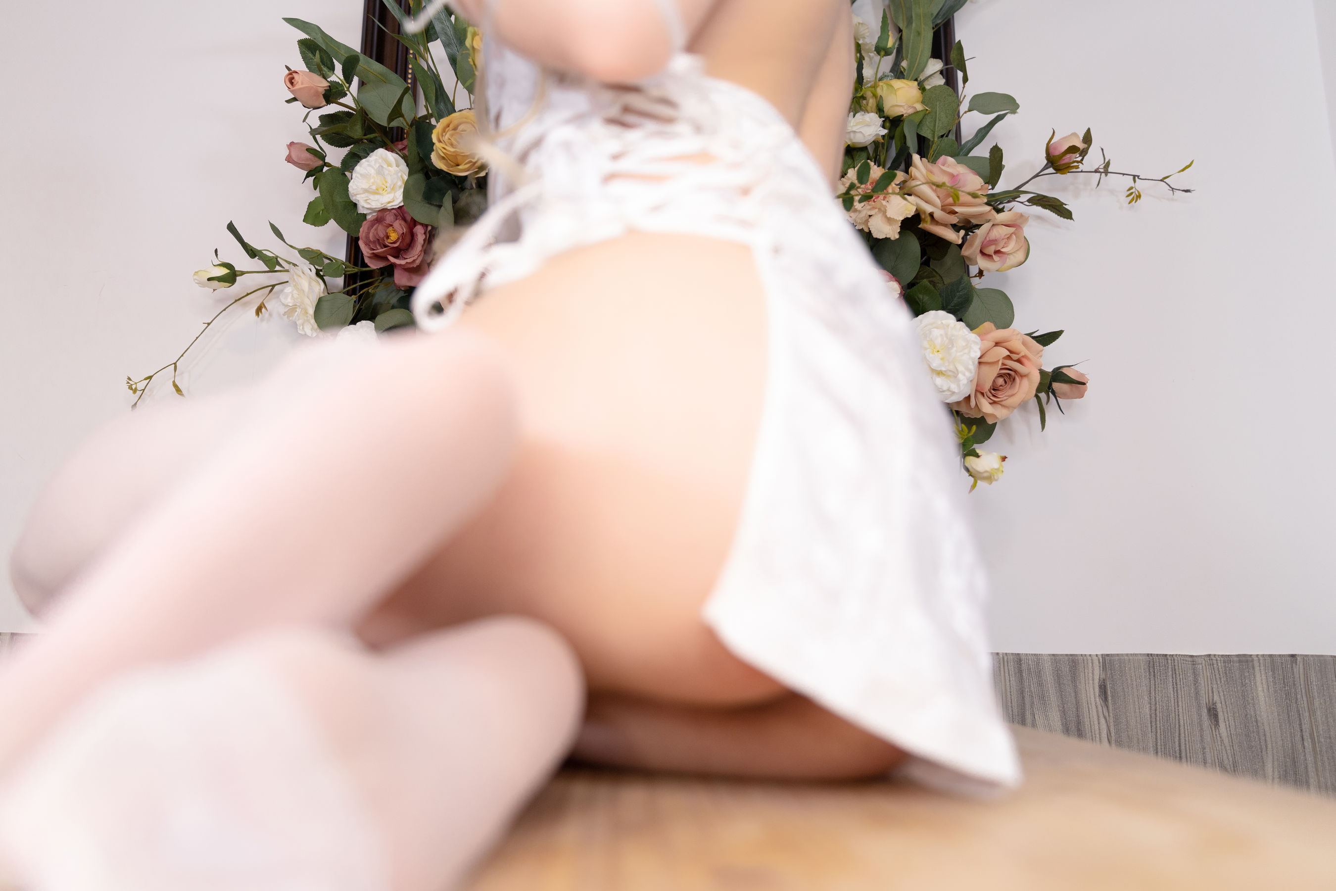 尤物清水由乃 – 金发旗袍 [69P]-妍画集