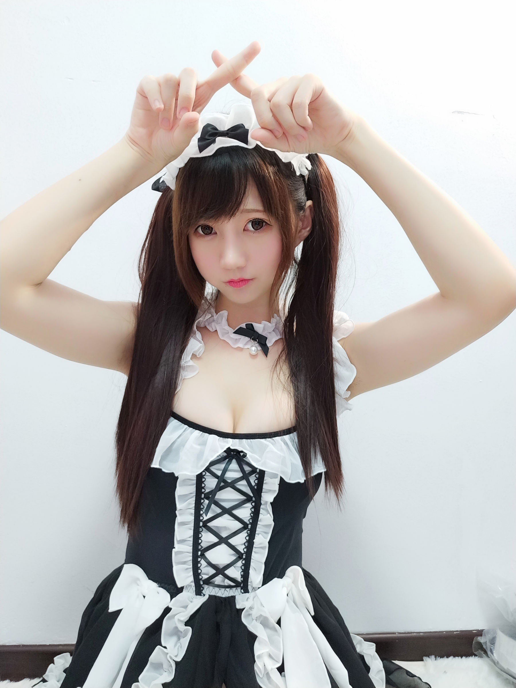 NAGISA魔物喵 – 女仆小姐 [9P]-妍画集