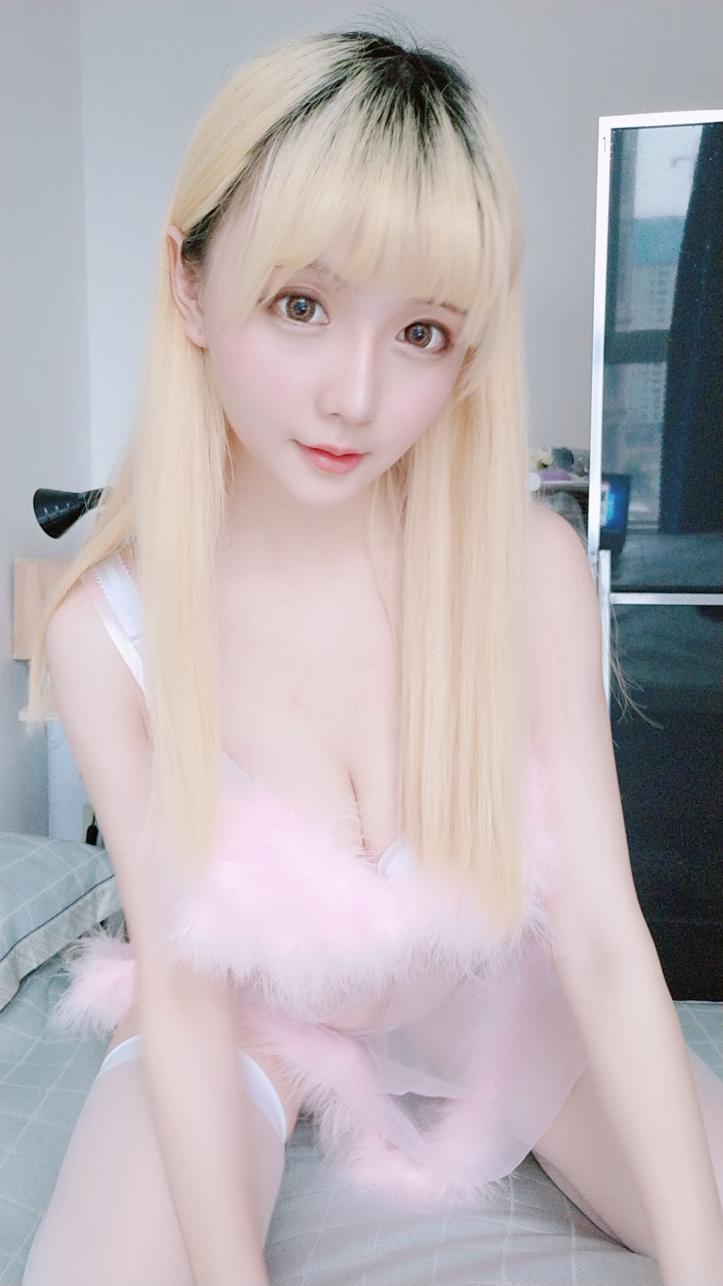 Coser小姐姐星之迟迟 粉红睡衣 [62P]-妍画集