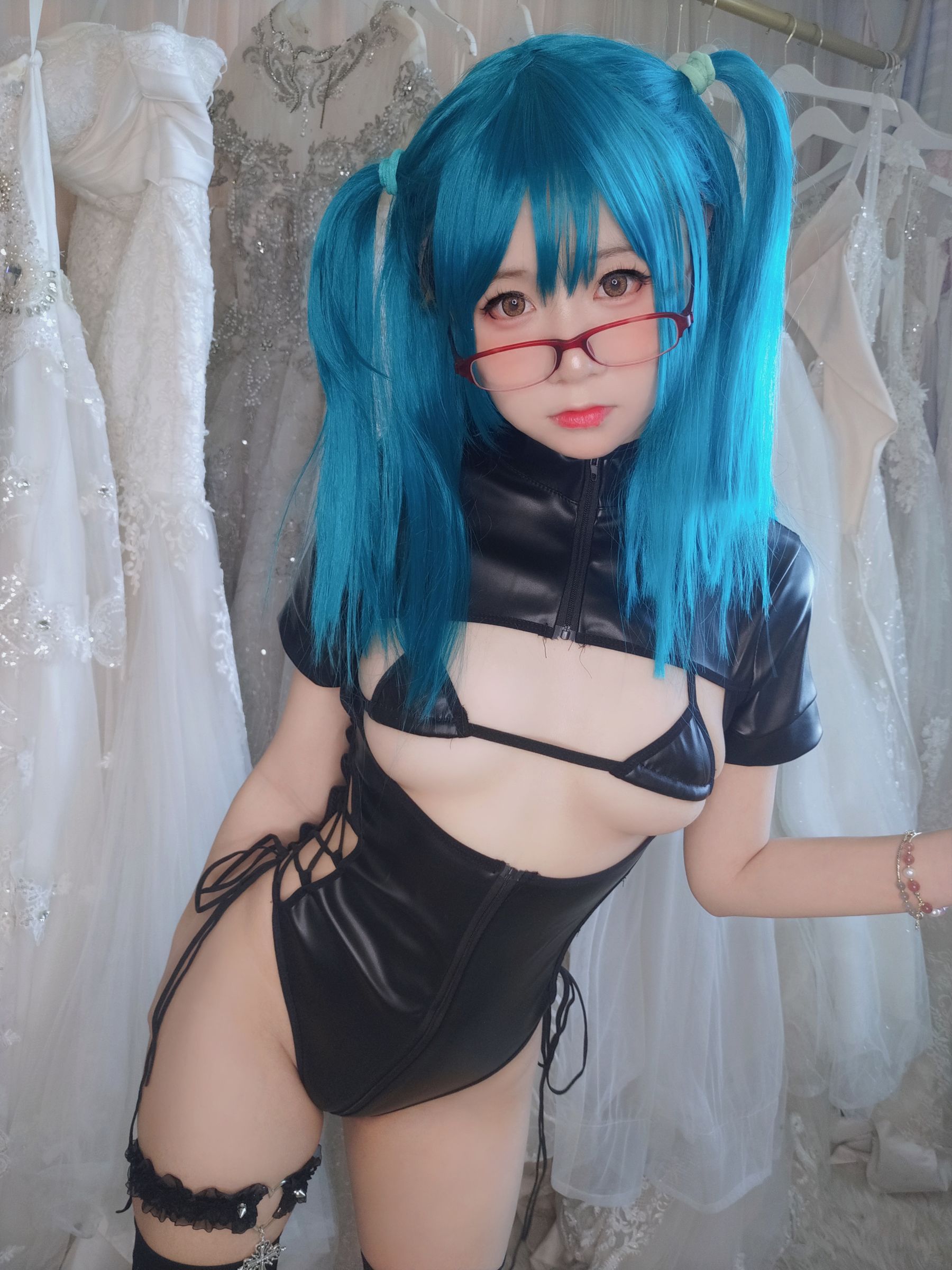 萌妹子Coser摇摇乐yoyo fantia 皮衣少女 [56P] 插图6