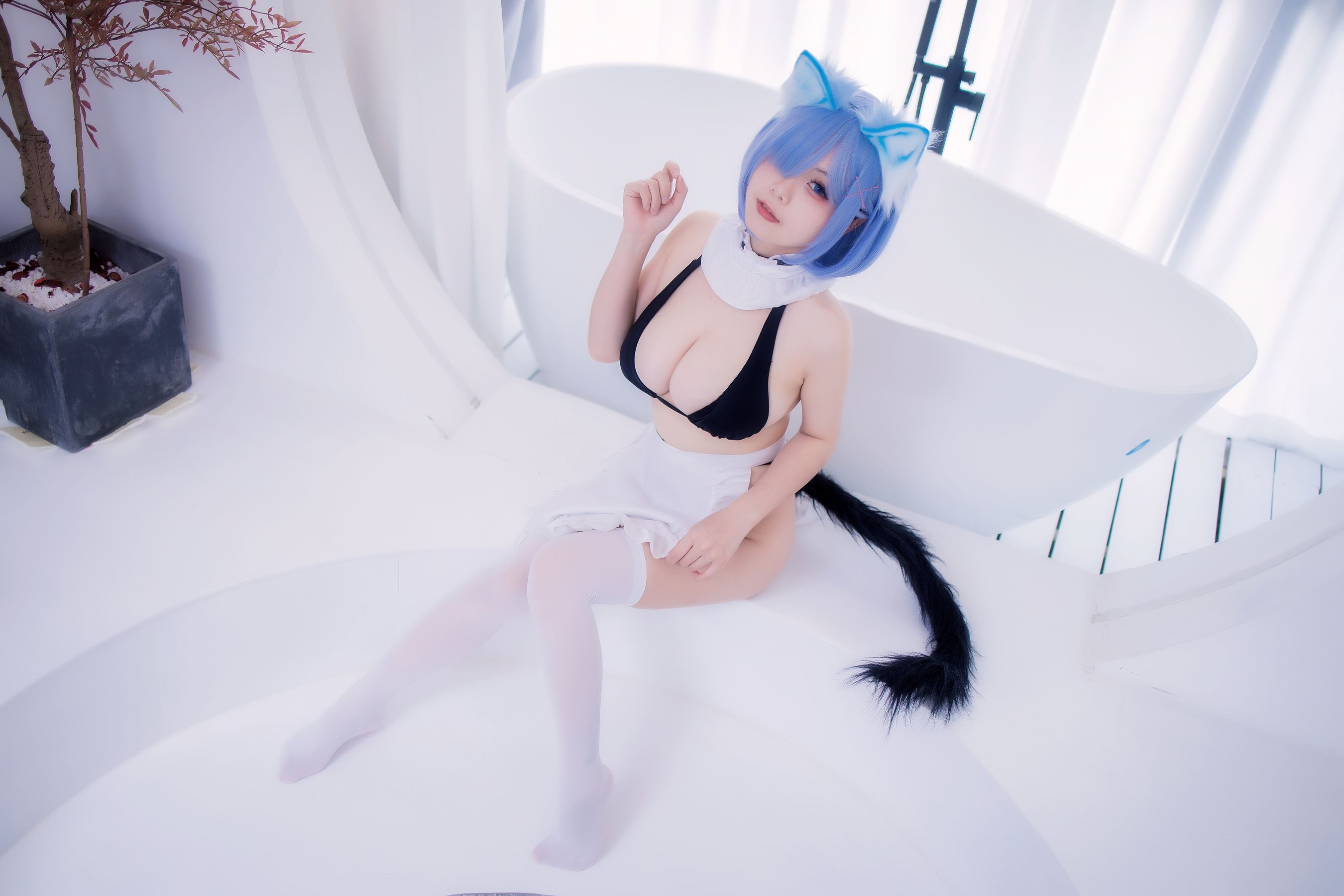 末夜787 – 蕾姆女仆泳装 [47P]-妍画集