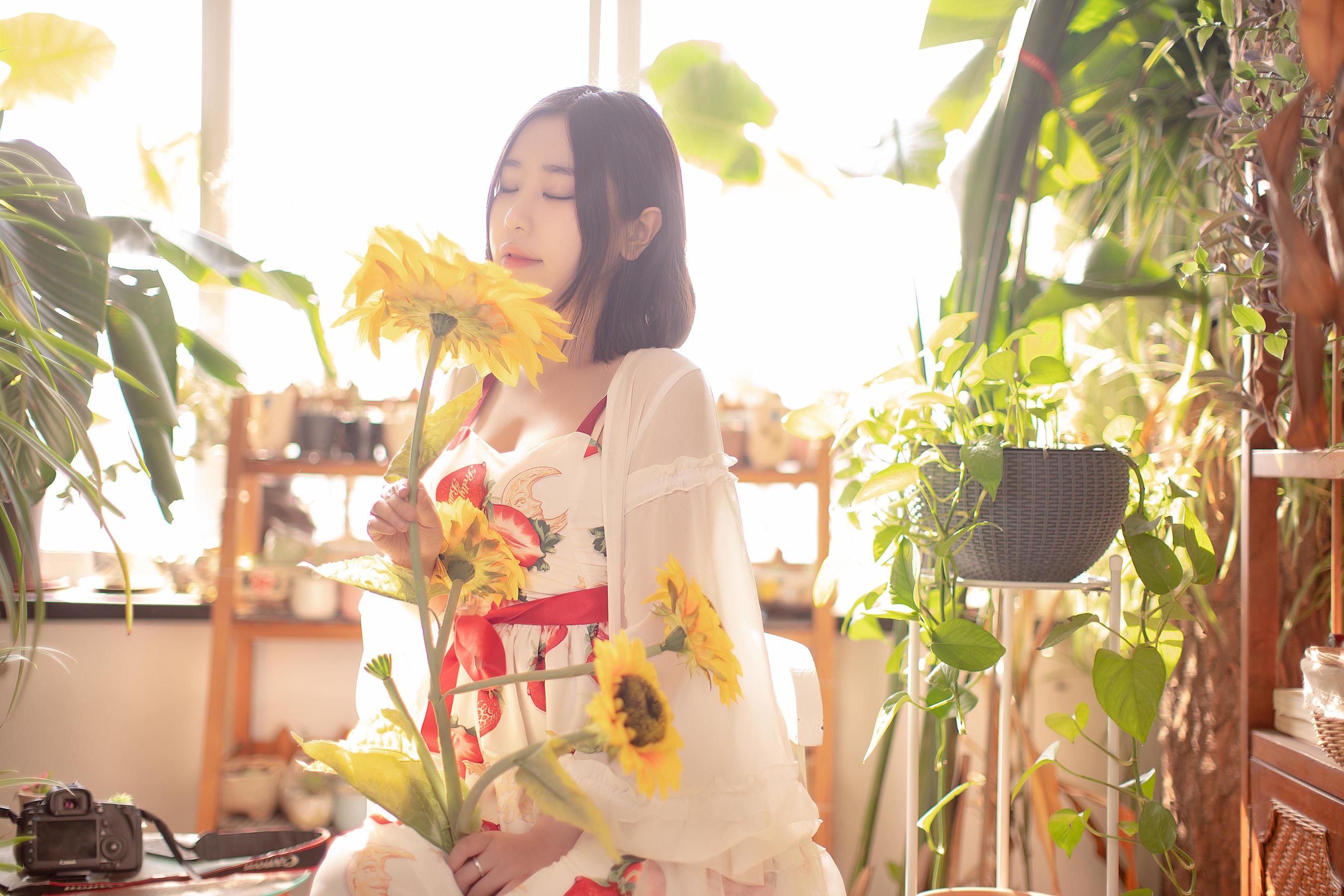 动漫博主穆零Mu0 – 小草莓 [26P]-妍画集