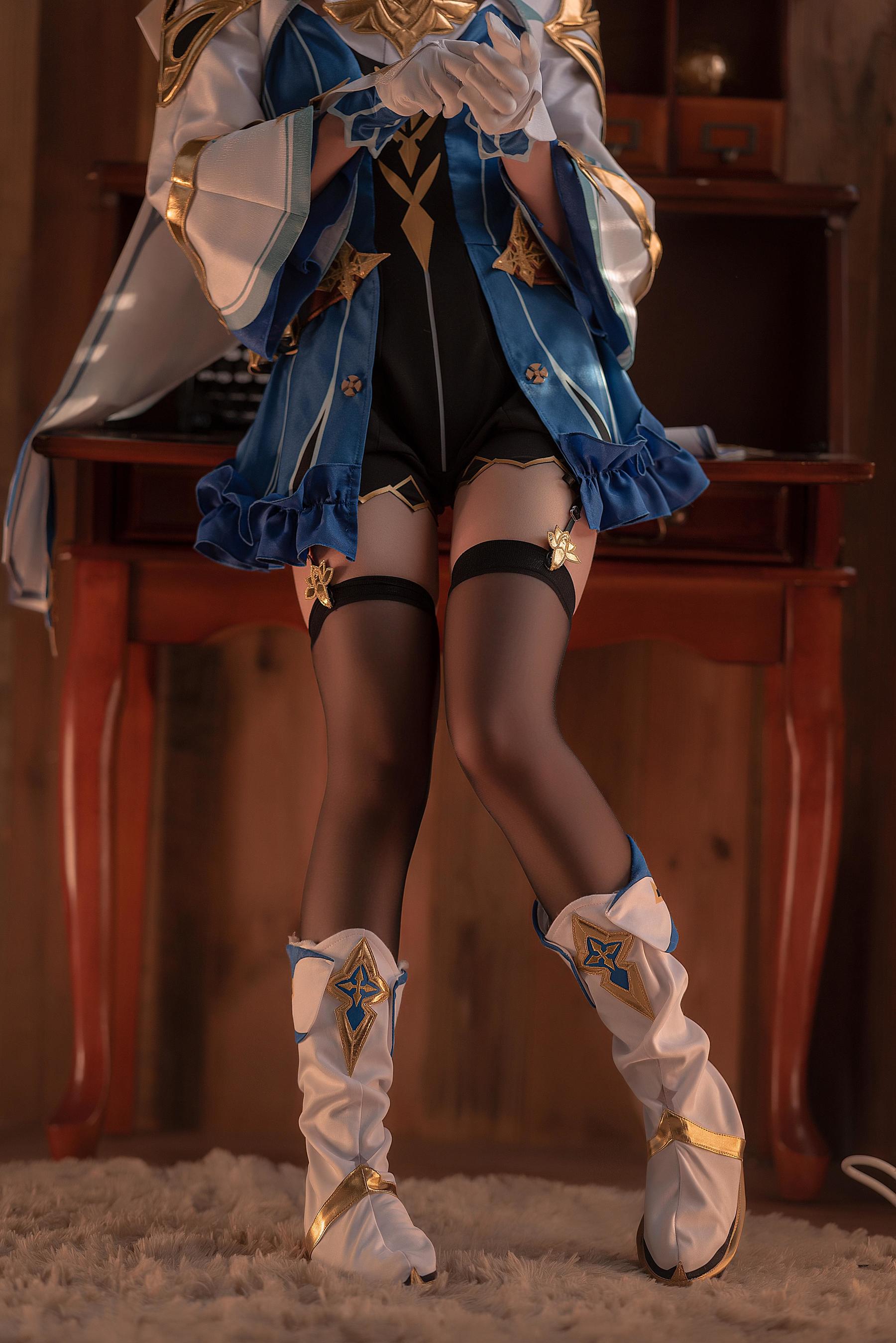 动漫博主王胖胖u – 砂糖 [10P]-妍画集