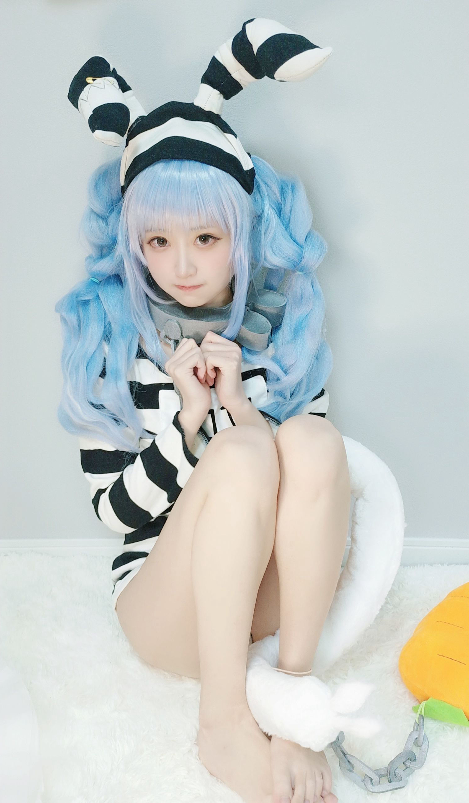 千阳(ちよ) – 兔田佩可拉 [14P]-妍画集