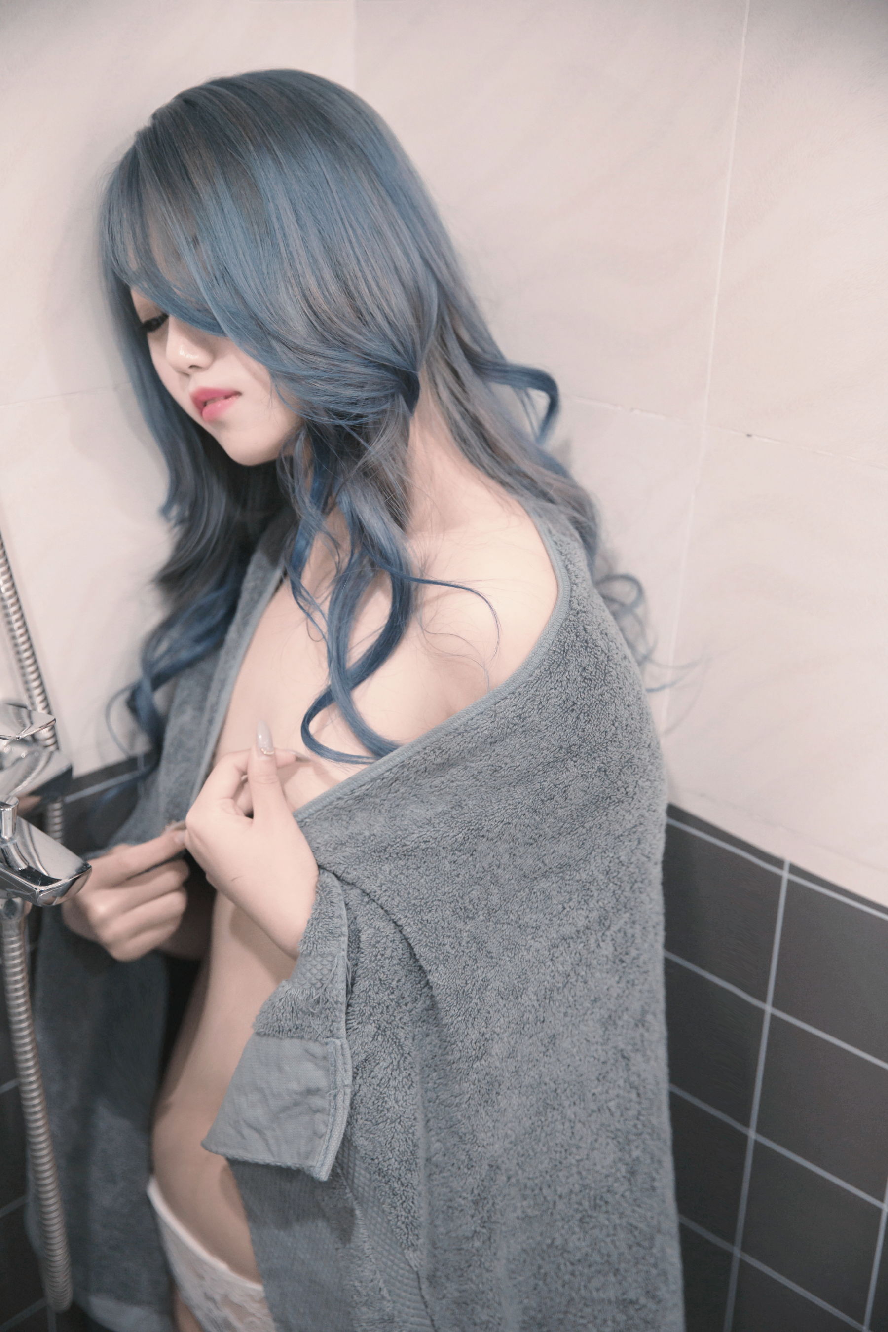 eloise软软 – 浴烟欲雾 [13P]-妍画集