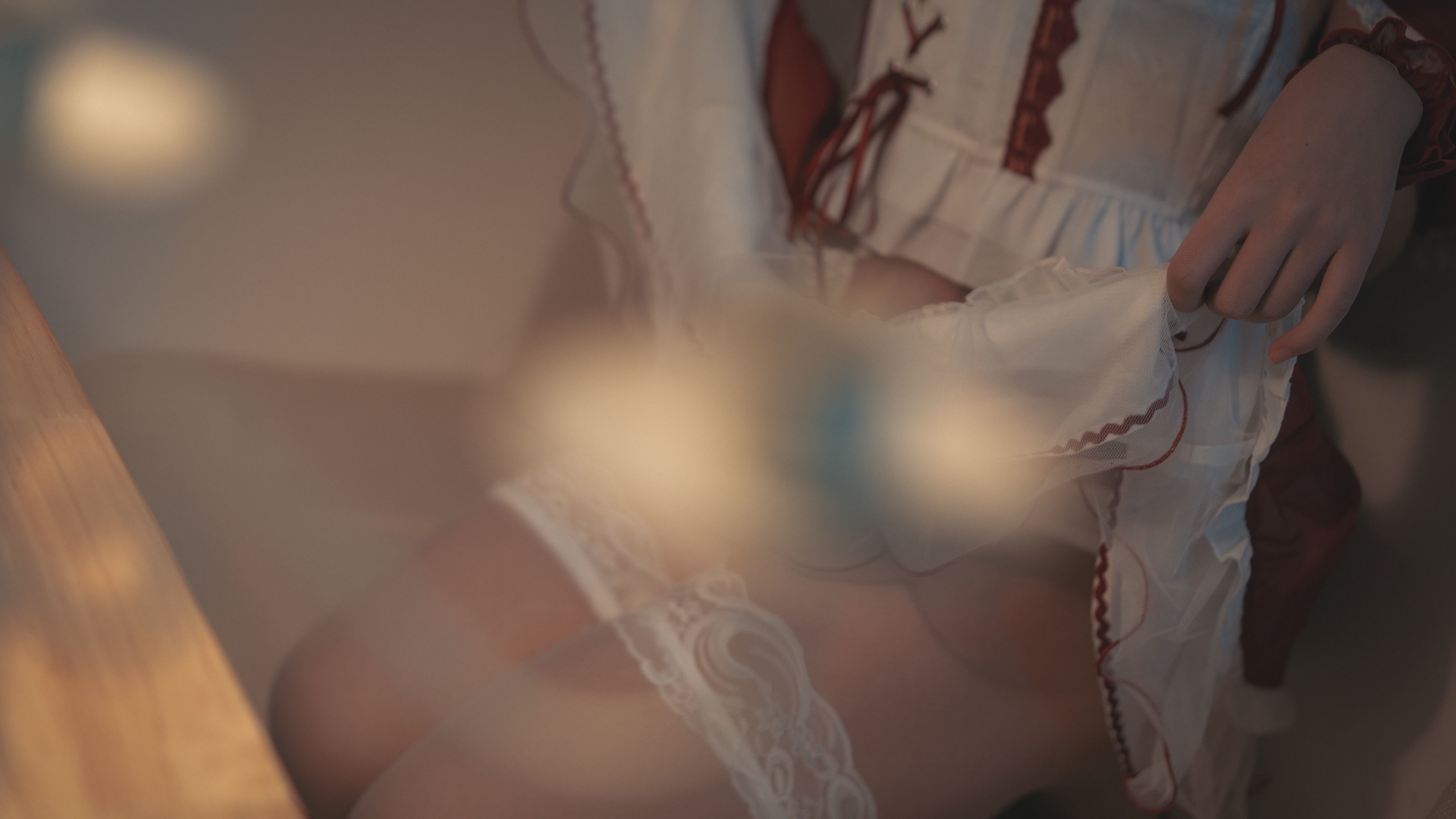 COSER美女逐月su 小红帽 [33P]-妍画集