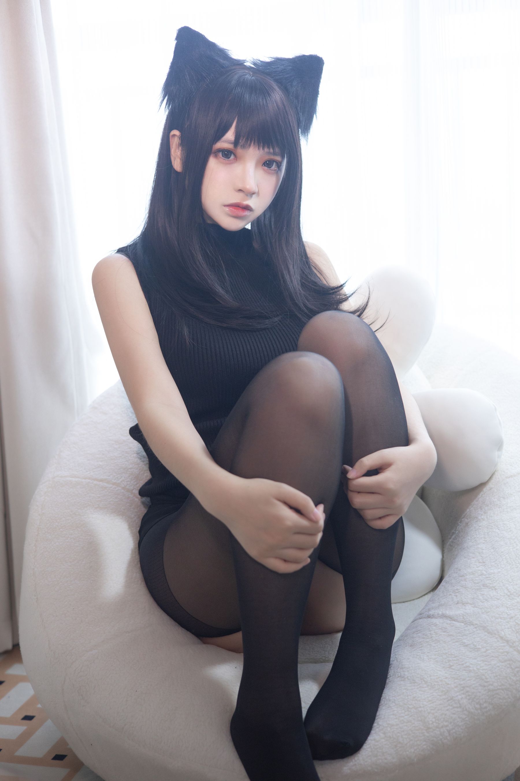 疯猫ss – 黑毛衣少女 [80P]-妍画集