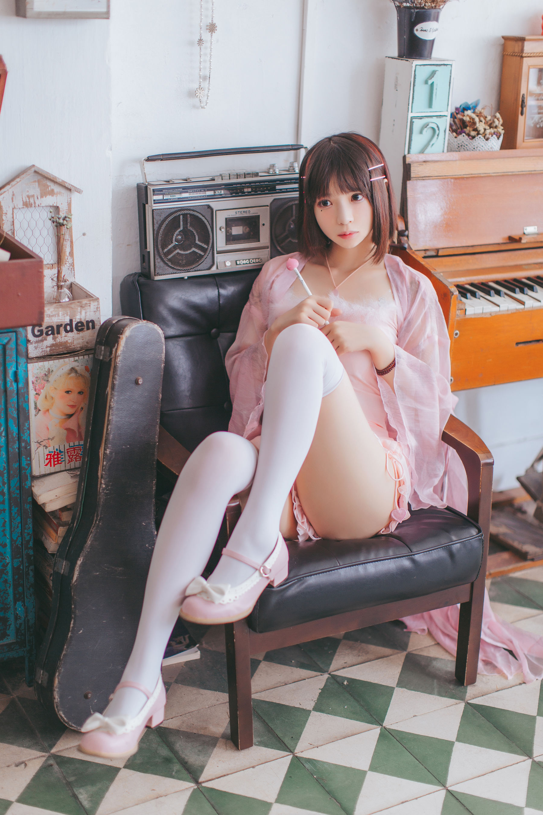 疯猫ss 粉红日常 [19P]-妍画集