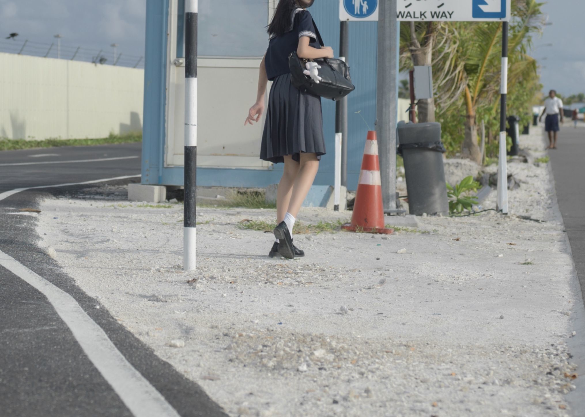 动漫博主南桃Momoko – 蓝jk [12P]-妍画集