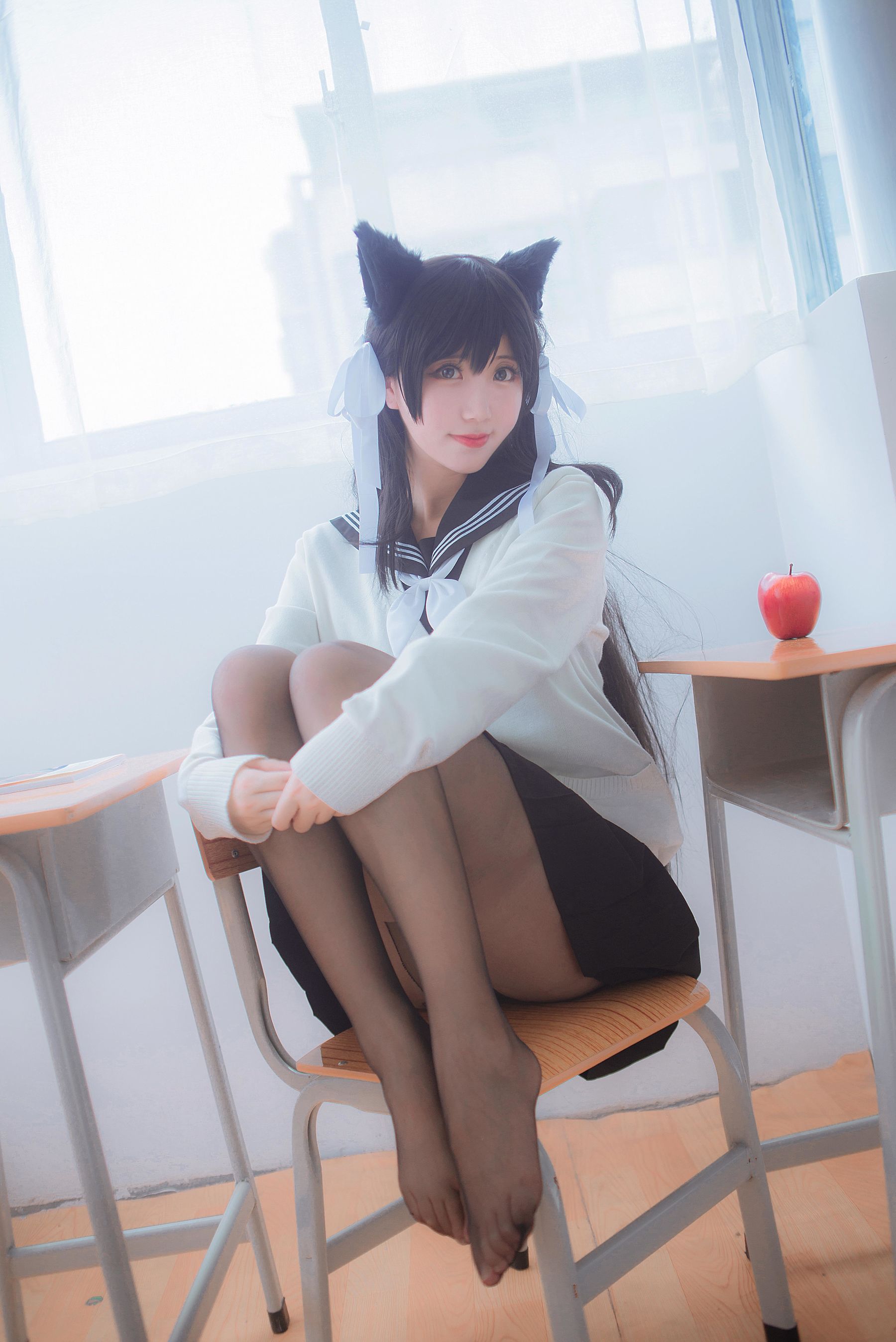 人气Coser黑川 獒犬制服 [30P]-妍画集