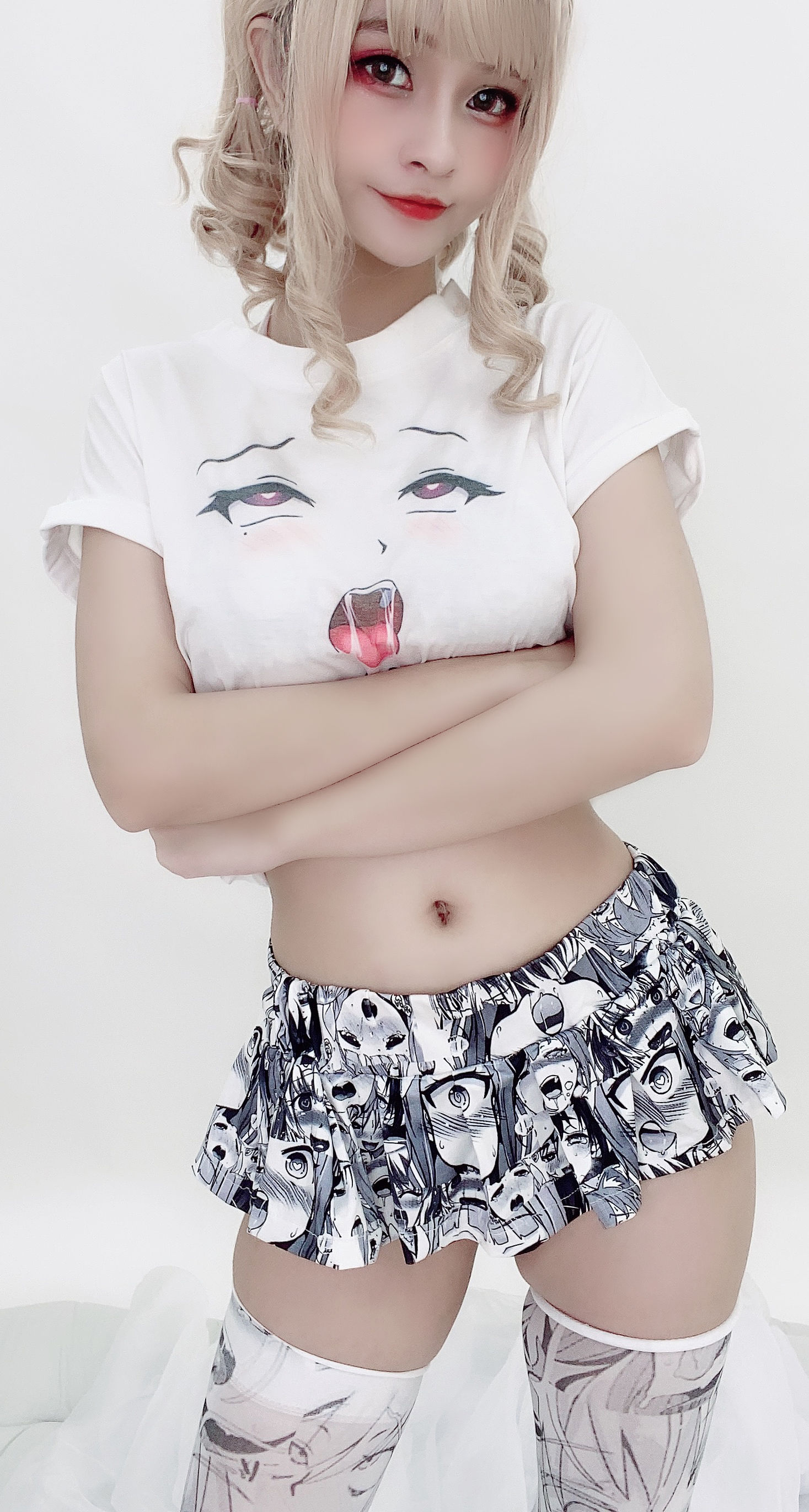 [Cosplay写真] Azami福利 – 阿黑颜衣服 [17P]-妍画集