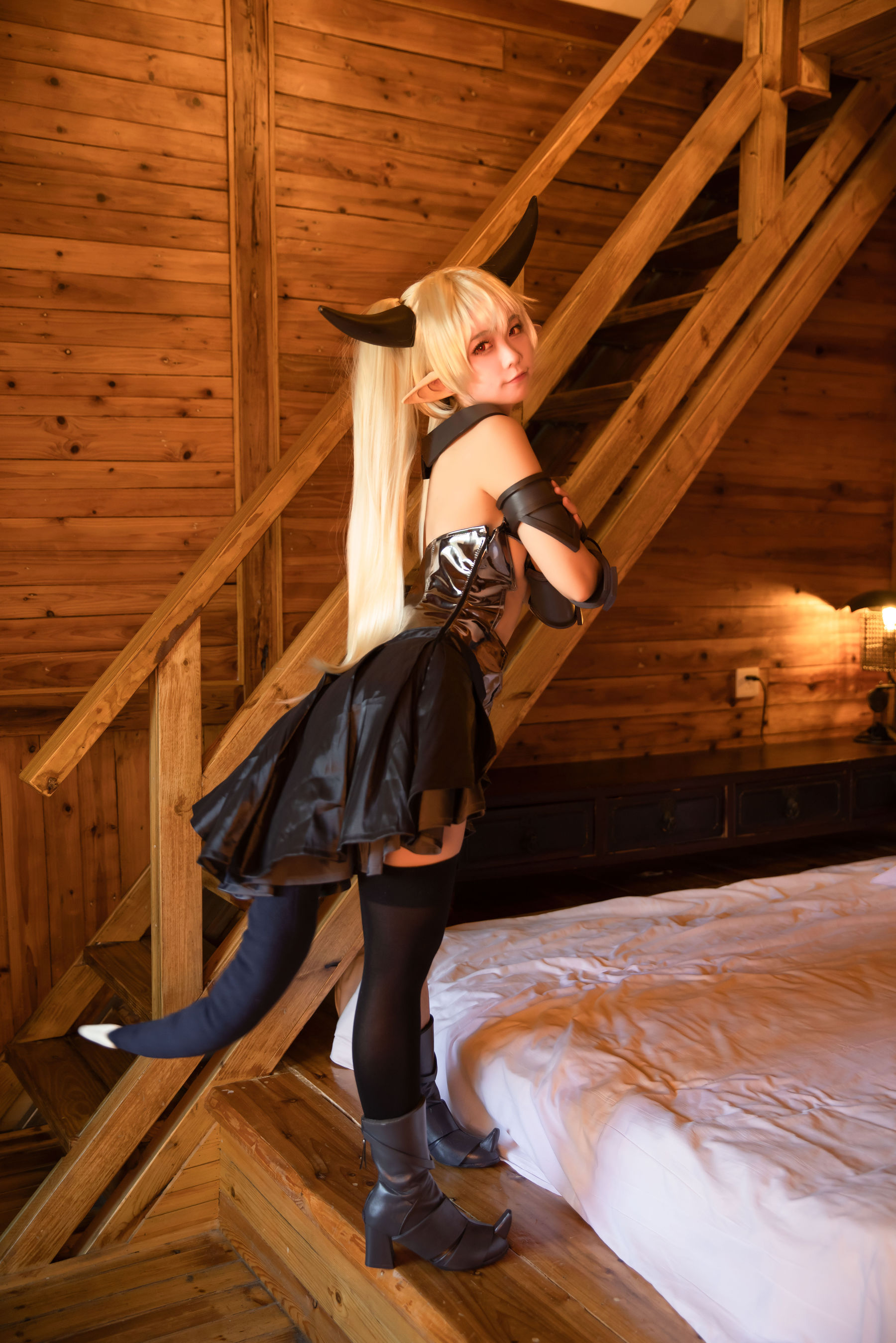 动漫博主G44不会受伤 – 库尔姆 [16P]-妍画集