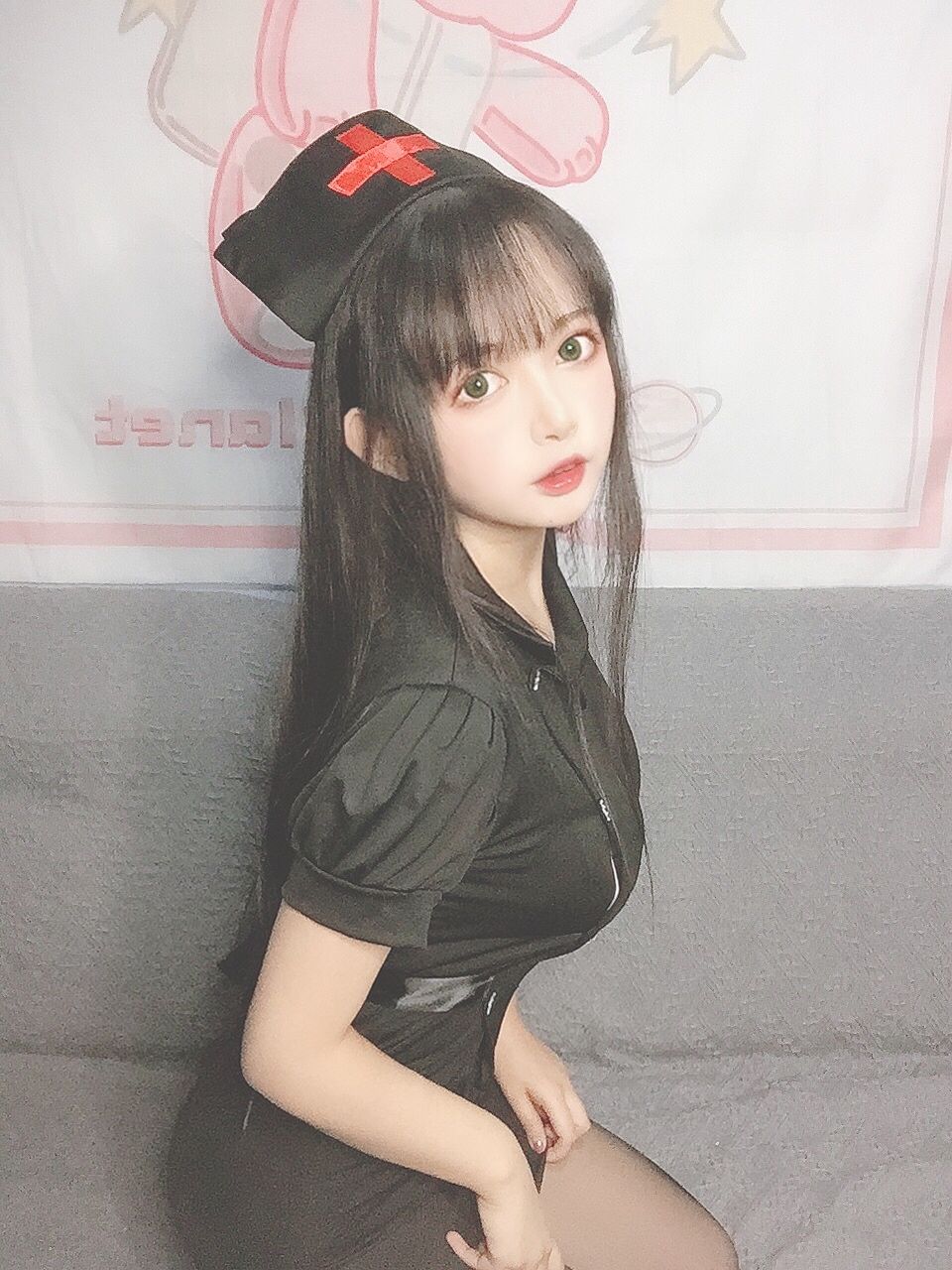 大眼萌妹黑猫猫OvO – 护士喵 [19P] 插图2