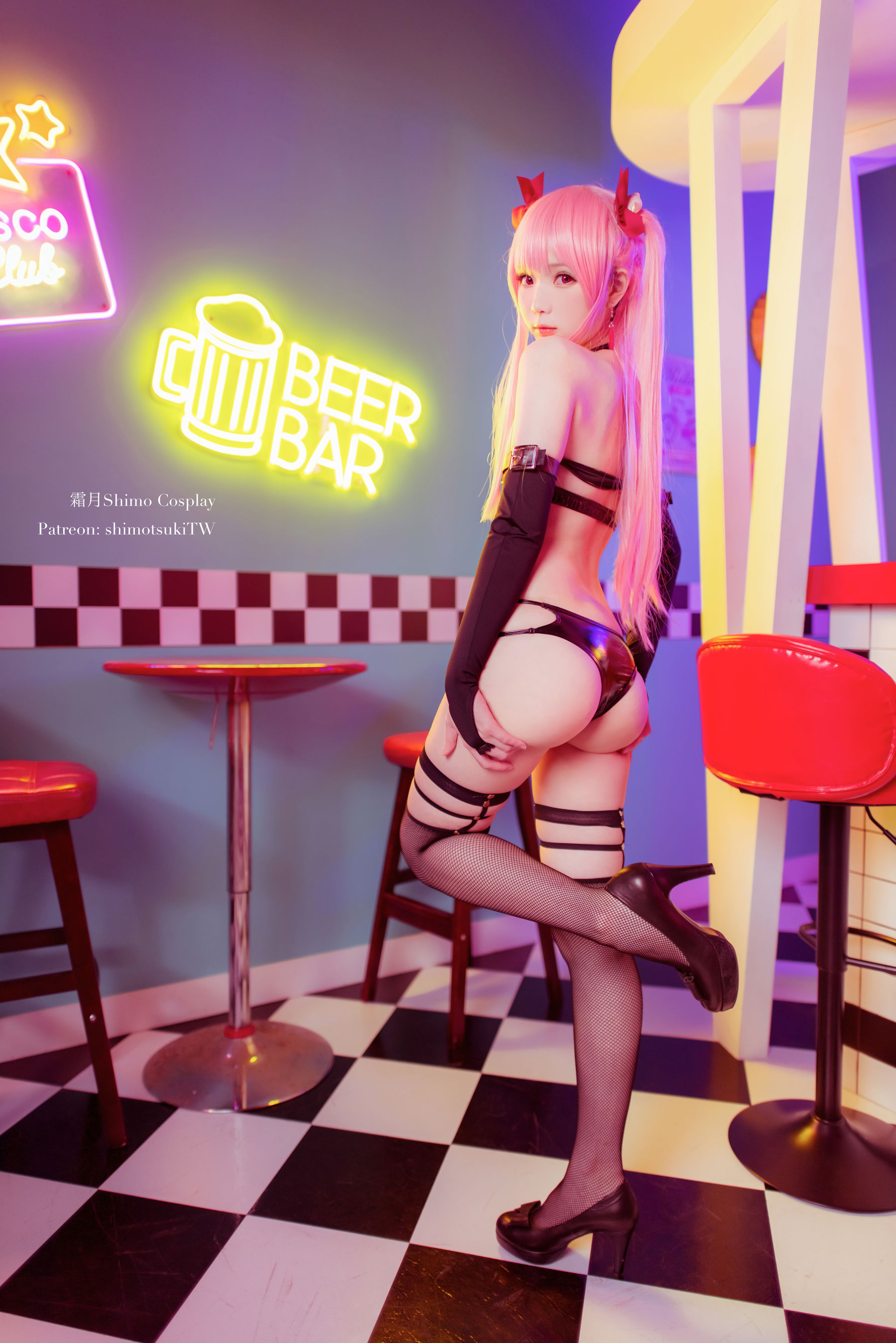 微博妹纸霜月shimo – 情趣 [14P]-妍画集