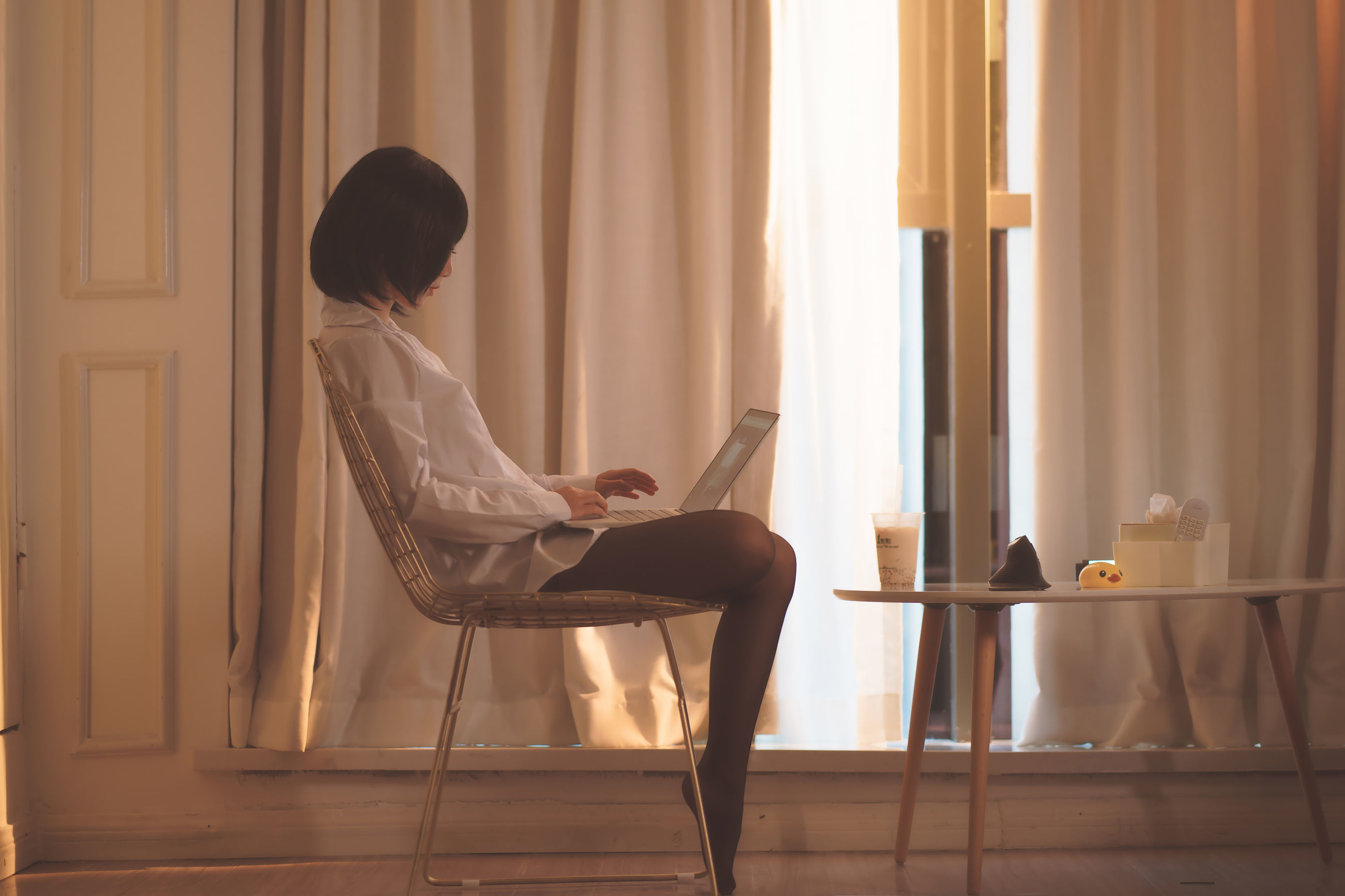 [萝莉COS] 面饼仙儿 – 猫耳耳机 [17P]-妍画集