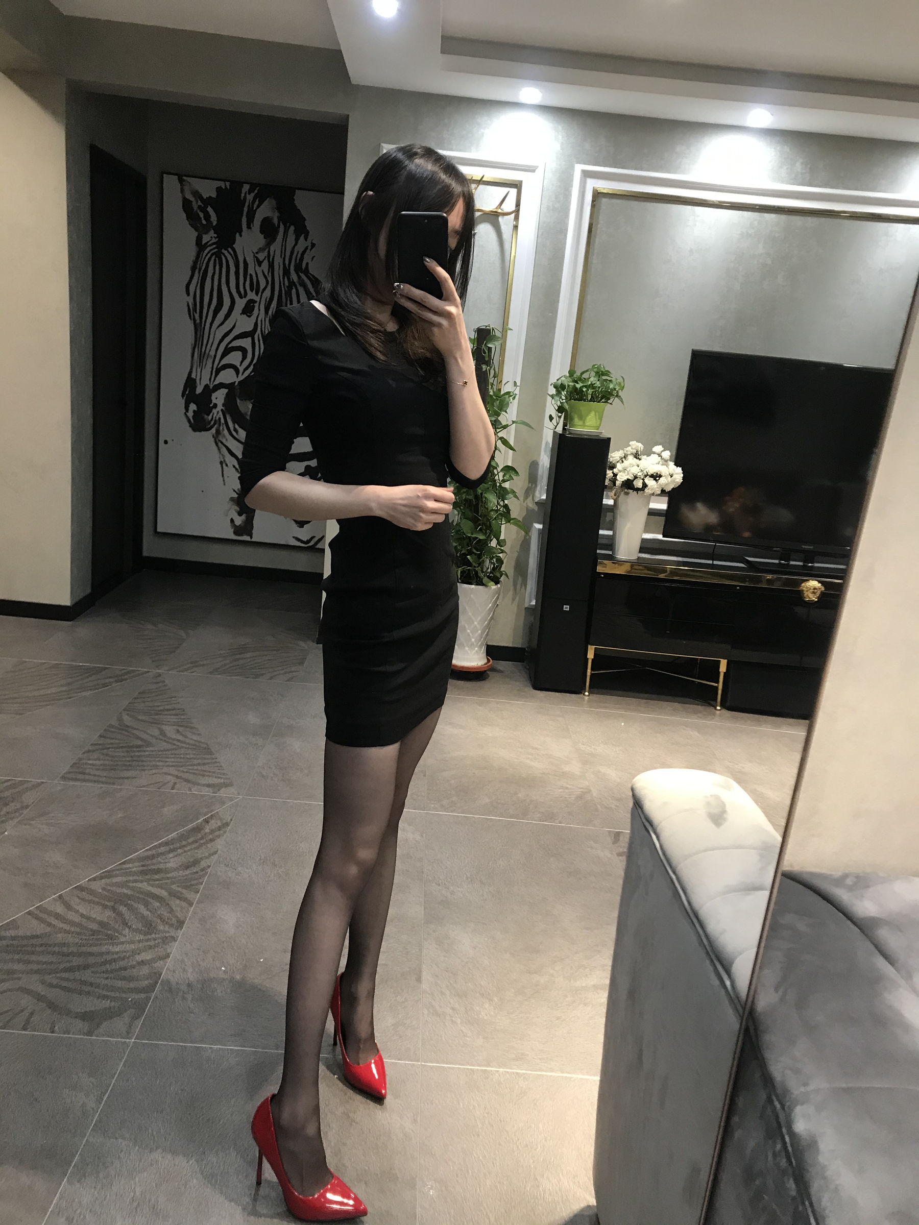 丝足博主麋鹿_Monroe 2020.04.02 黑色丝情 [50P]-妍画集