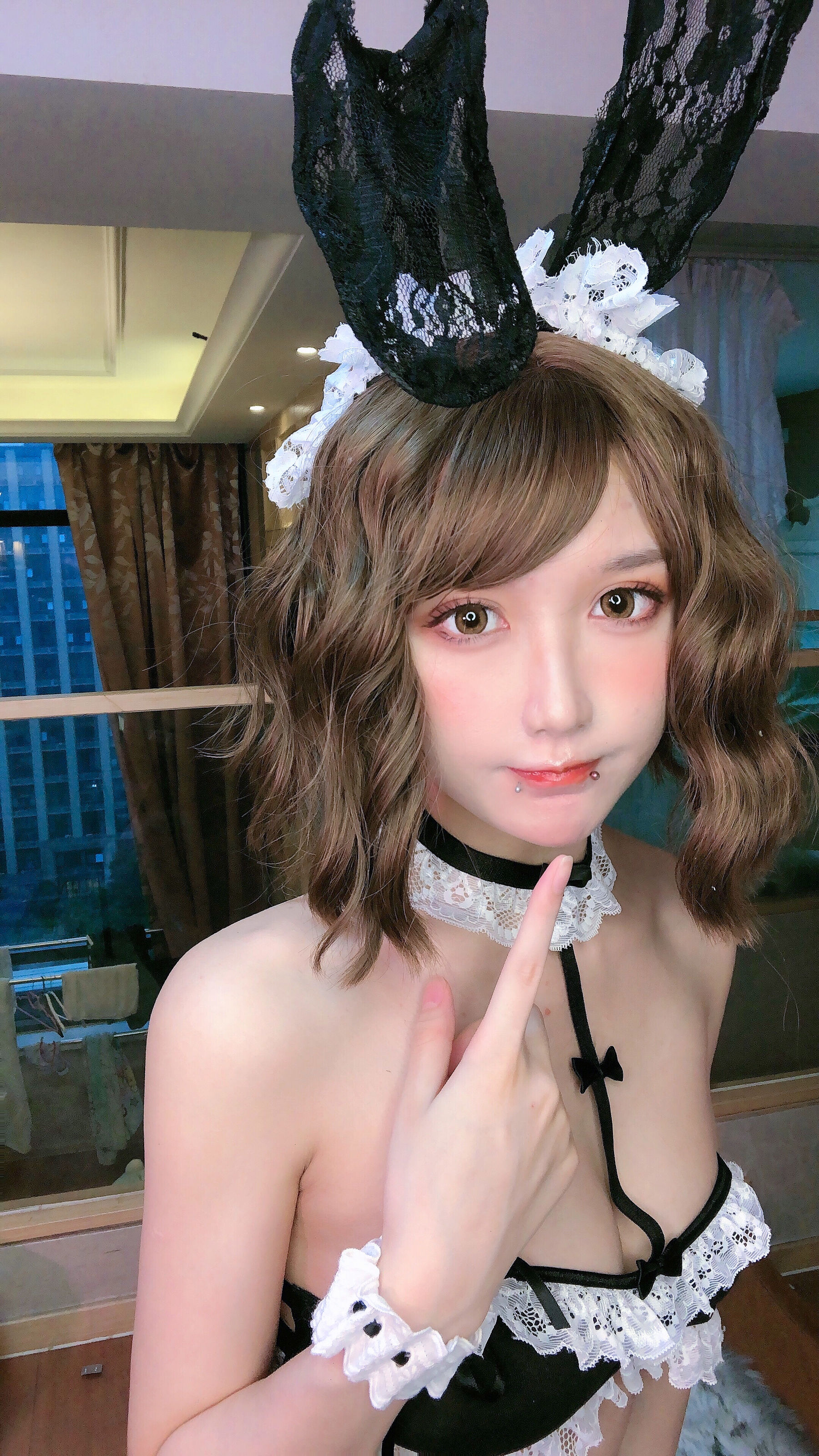 动漫博主阿包也是兔娘 – 兔兔 [14P]-妍画集