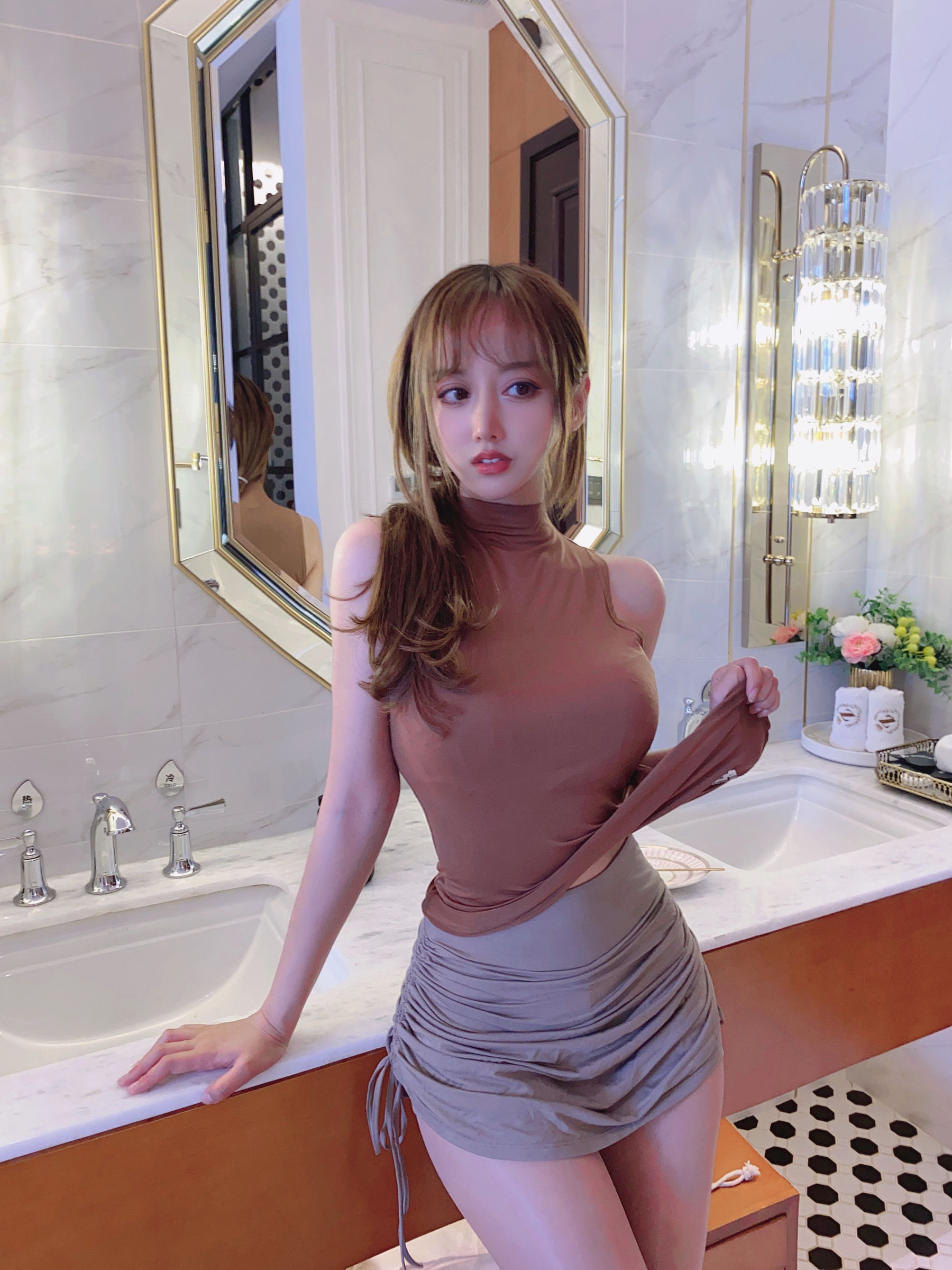 斗鱼米线线sama – 丝袜少妇诱惑系列 [22P]-妍画集