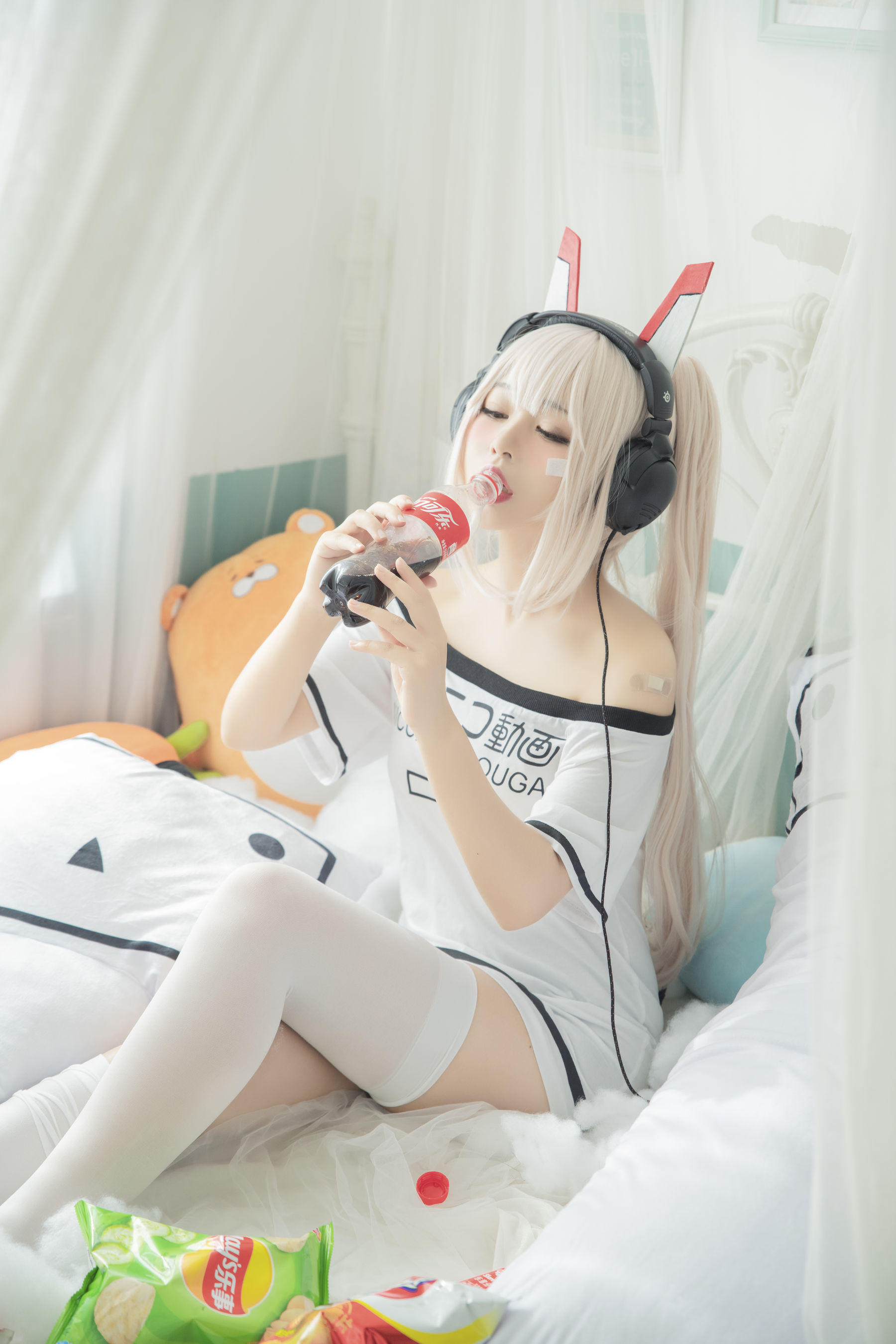 大眼萌妹黑猫猫OvO – 肥宅凌波 [19P]-妍画集