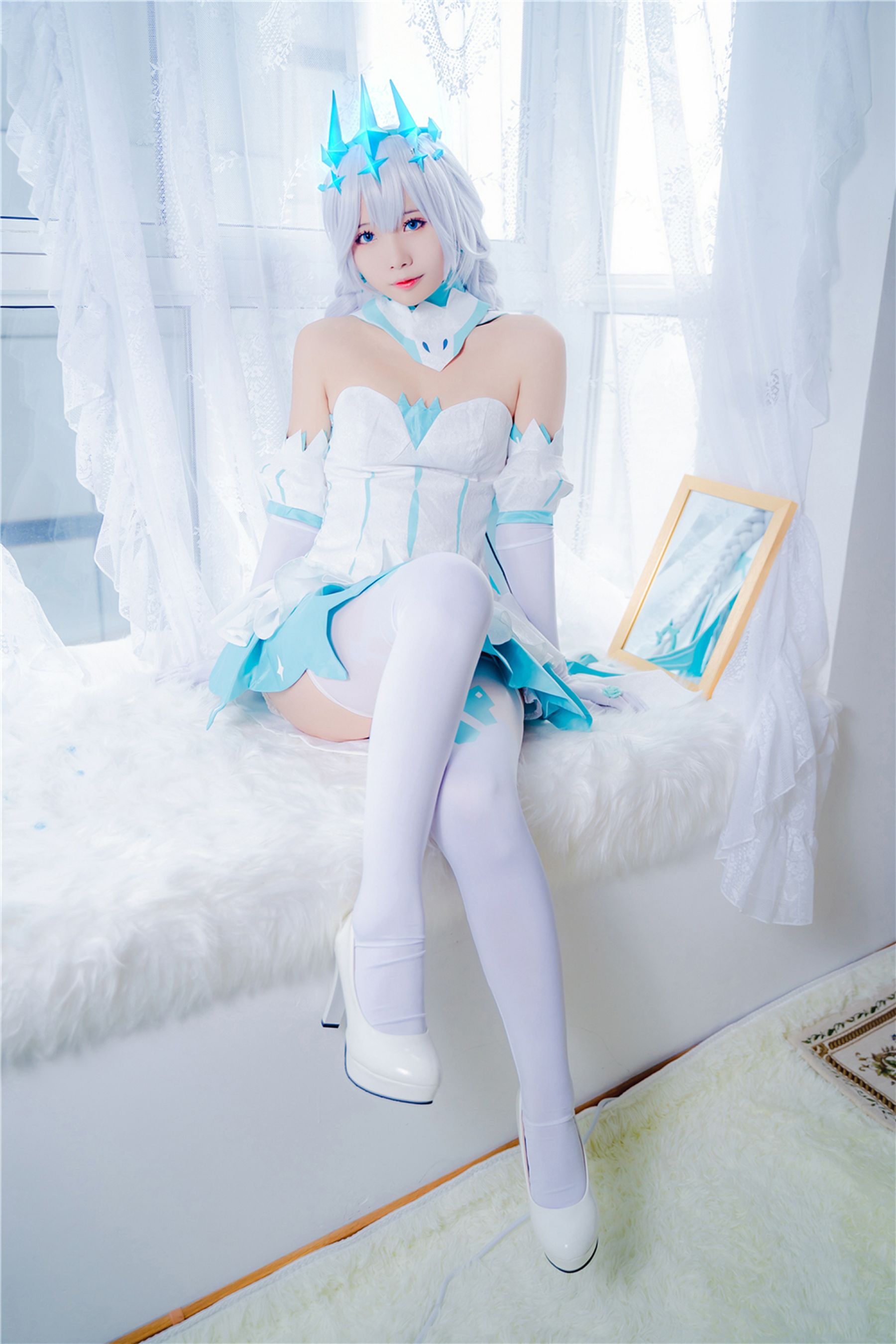 动漫博主墨玉-M – 琪亚娜 [40P]-妍画集