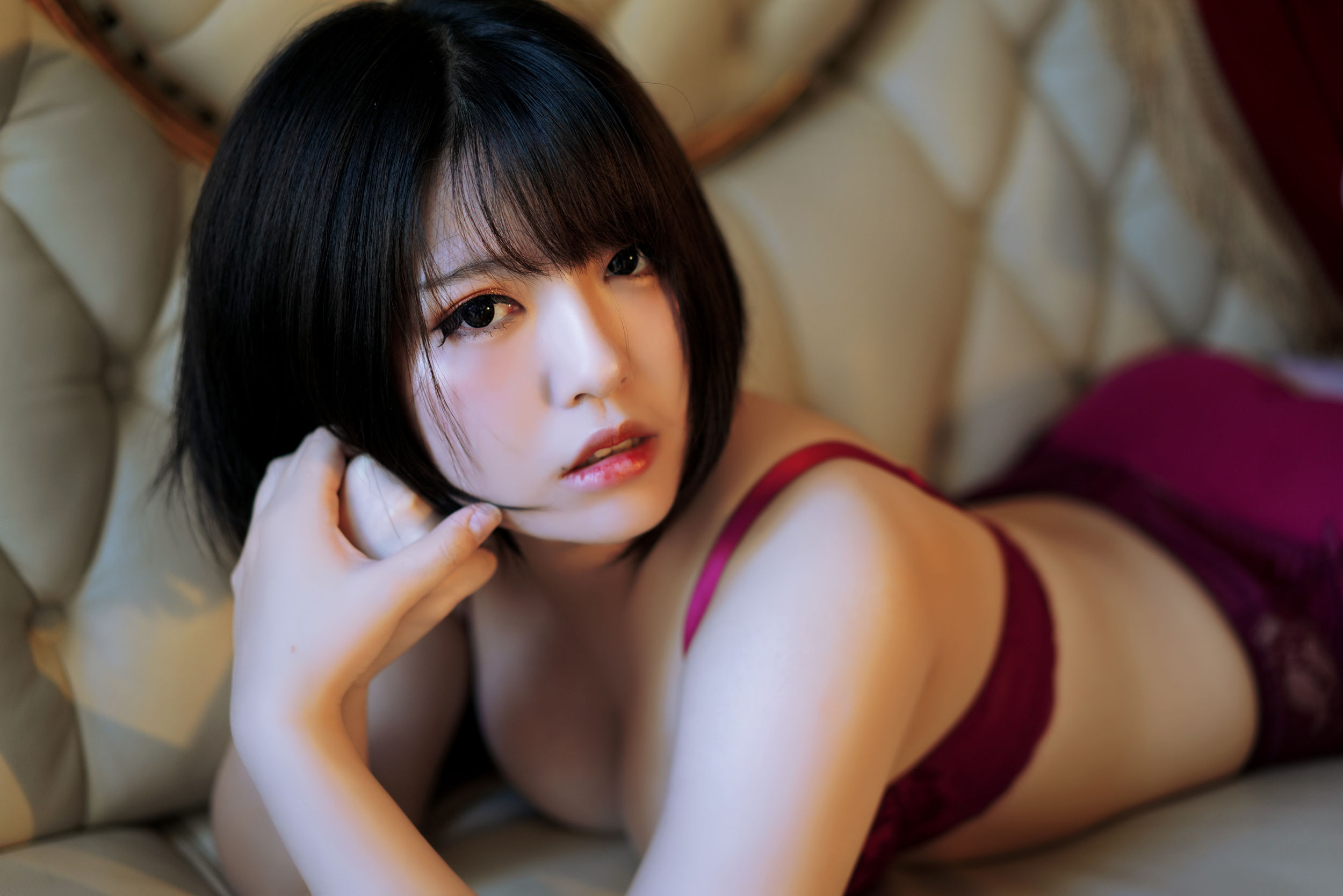 半半子 赤红 AKABENI BANBANKO [17P]-妍画集