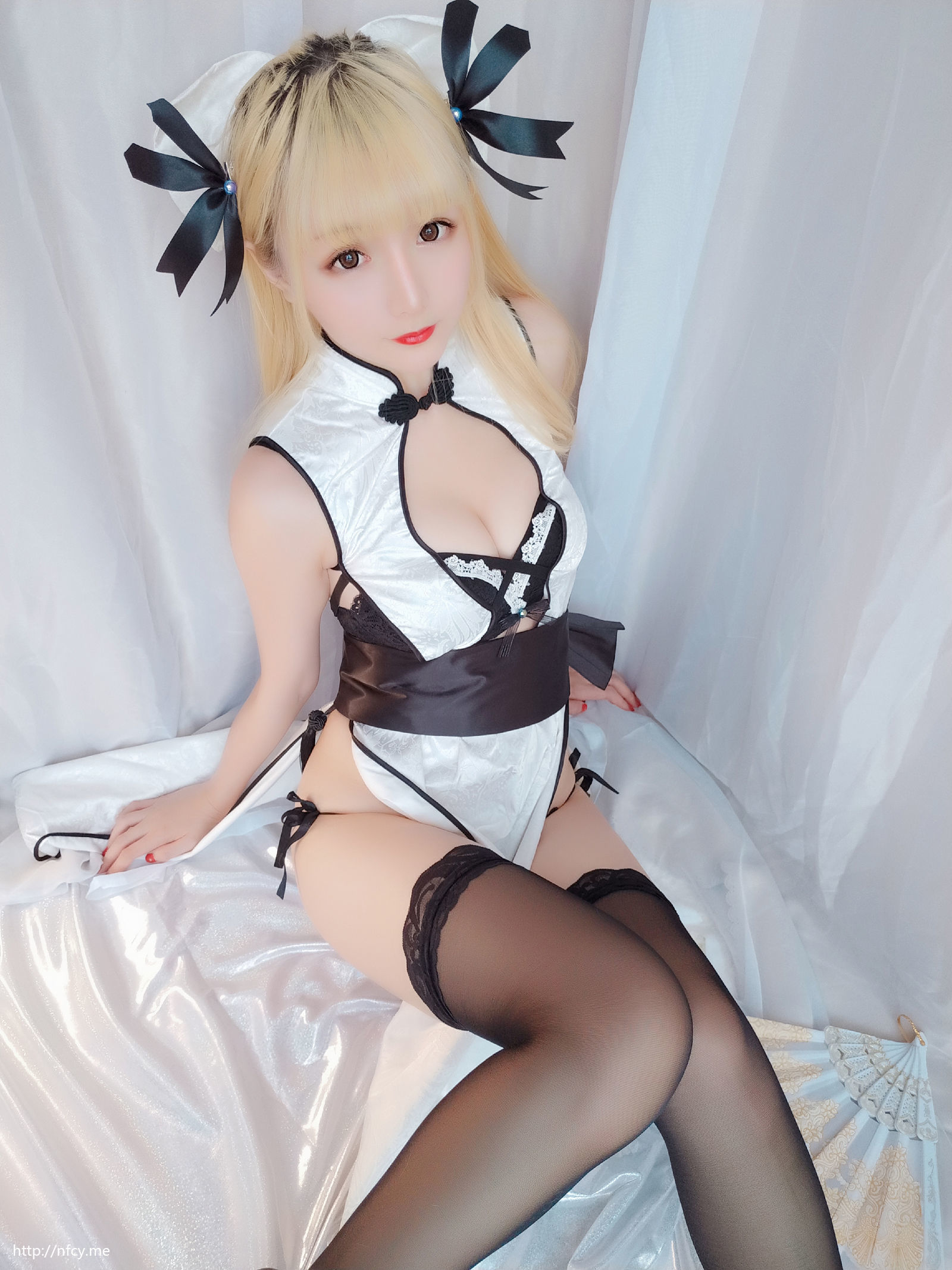 [萝莉COS] 星之迟迟 VOL.10 优雅旗袍包 [62P]-妍画集