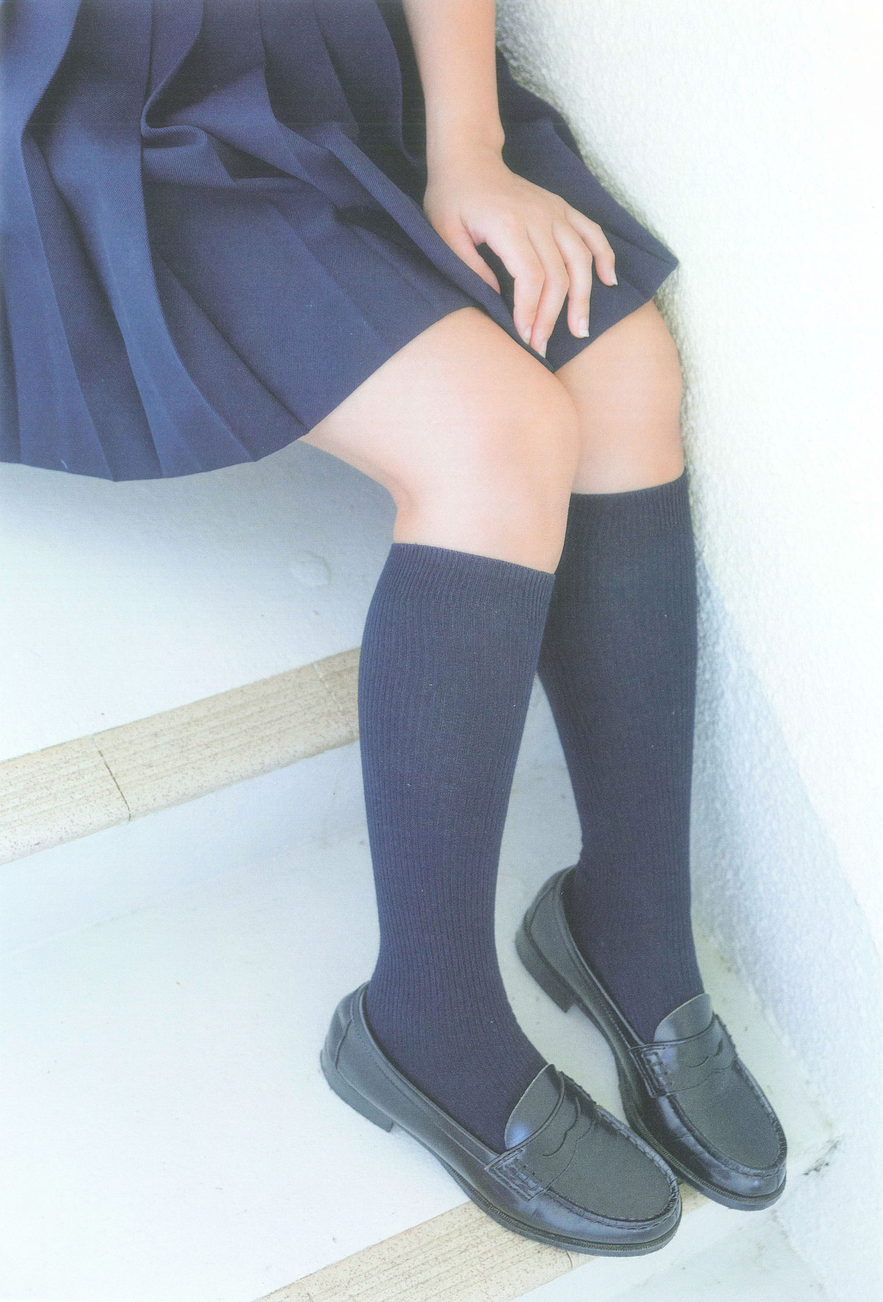 Manami Arai 新井愛瞳『セブンティーンズ@ブルー』1st写真集 [155P] 插图7