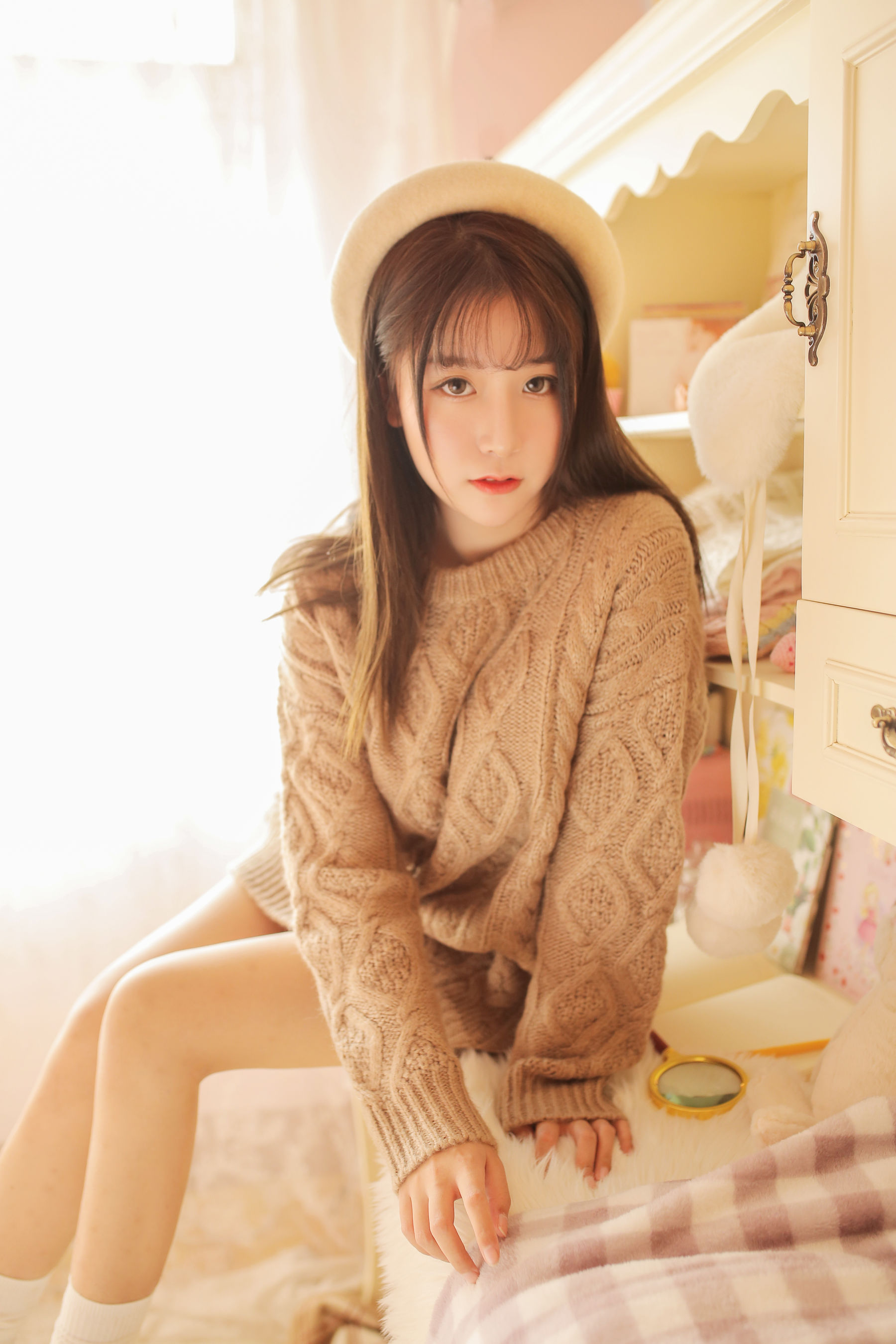巨乳猫九酱Sakura – 驼色毛衣 [25P] 插图7