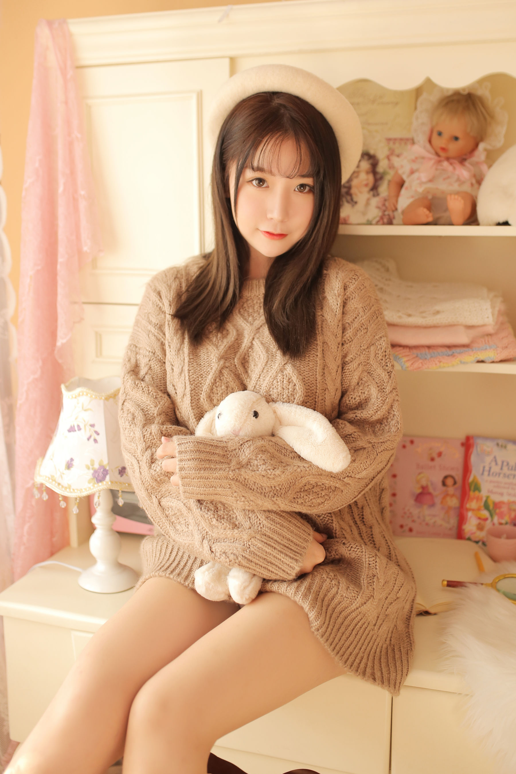 巨乳猫九酱Sakura – 驼色毛衣 [25P] 插图6