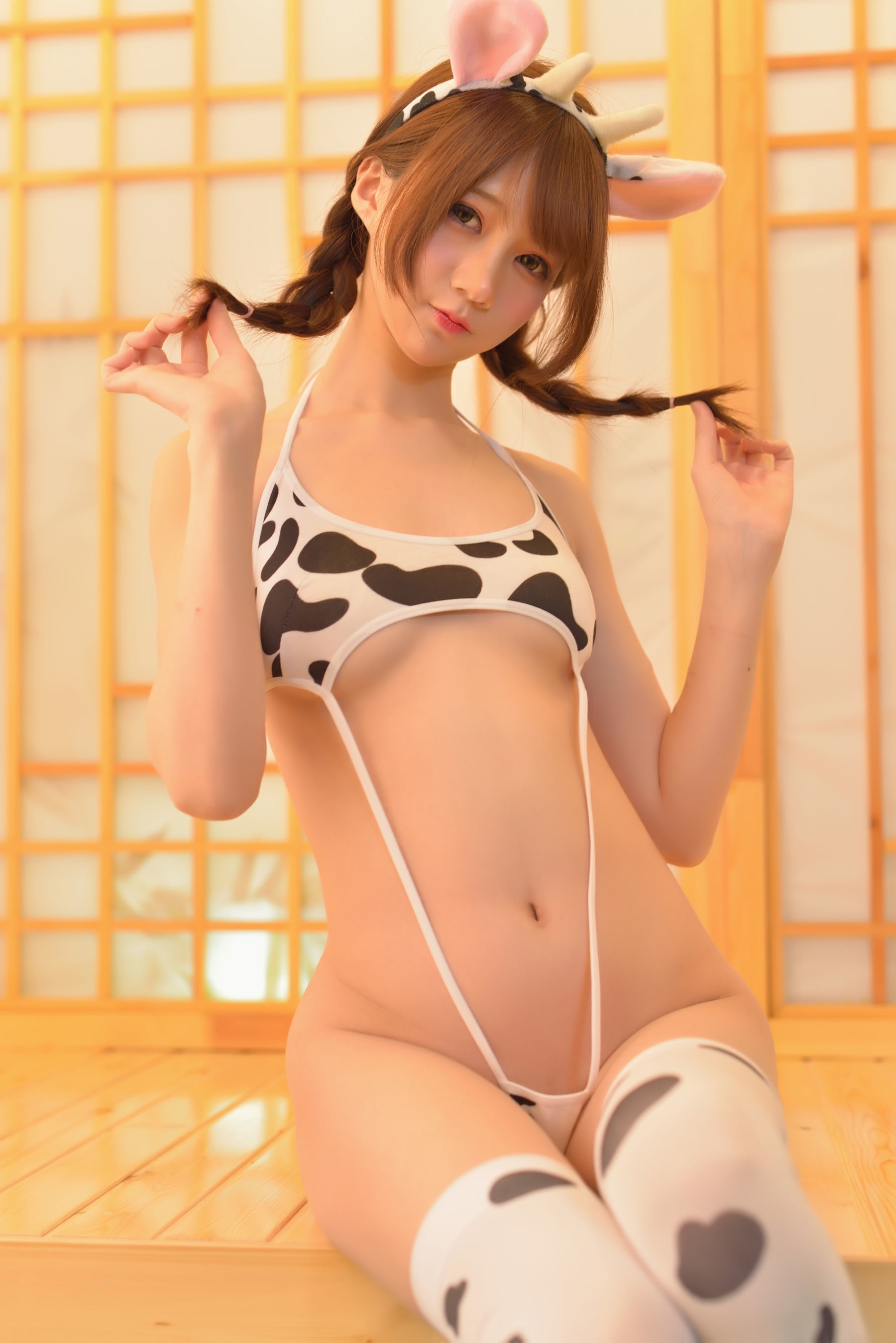 [萝莉COS] NAGISA魔物喵 VOL.05 乳牛 [120P] 插图2