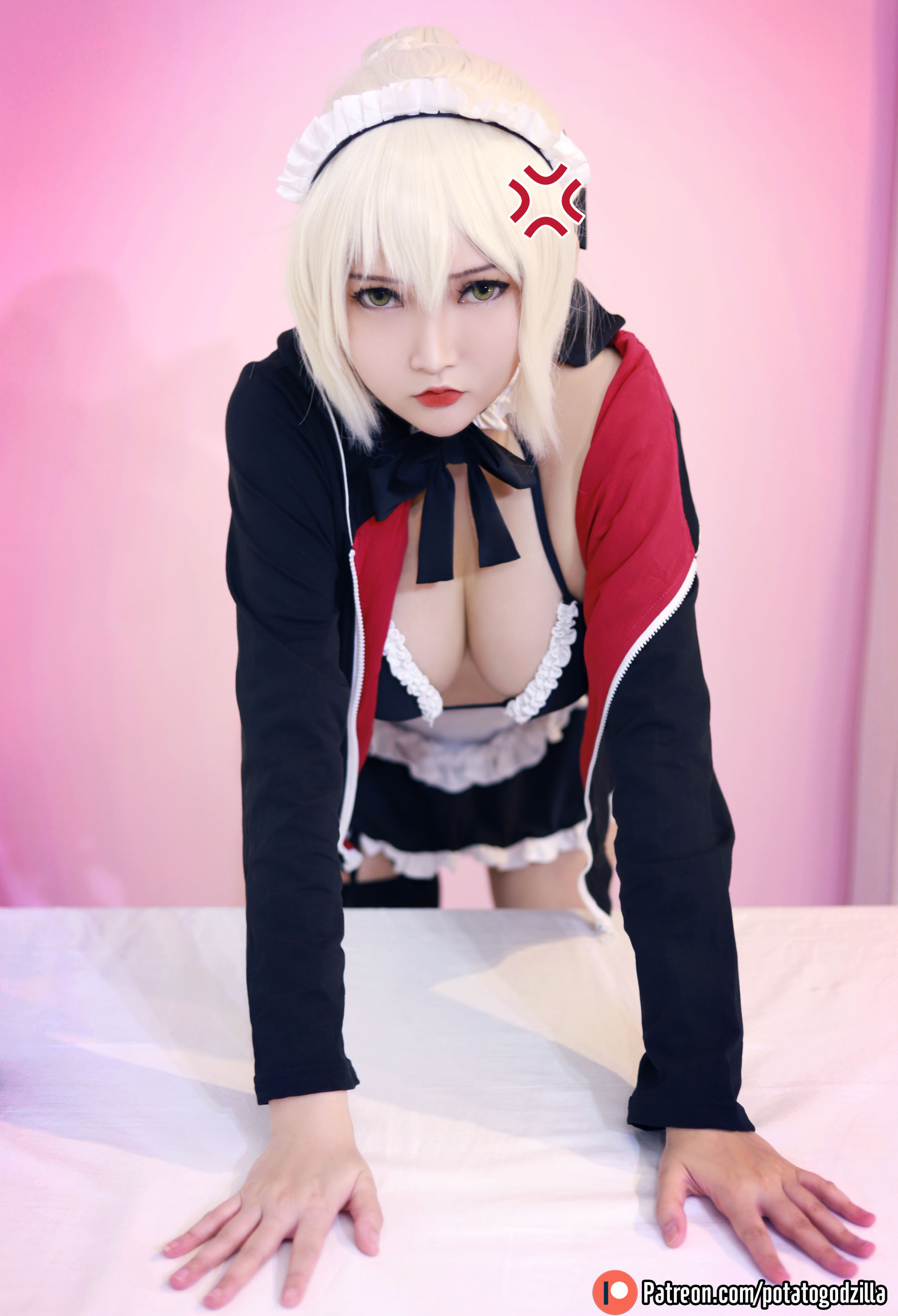 Coser小姐姐Potato Godzilla – Saber Alter Maid [42P] 插图5