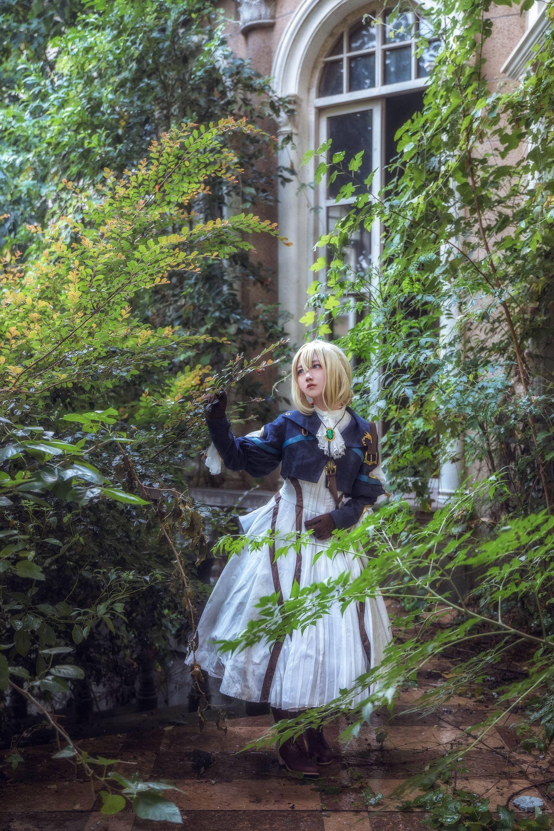 [Cosplay写真] 动漫博主弦音sic – 紫罗兰永恒花园 薇尔莉特・伊芙加登 [10P] 插图2