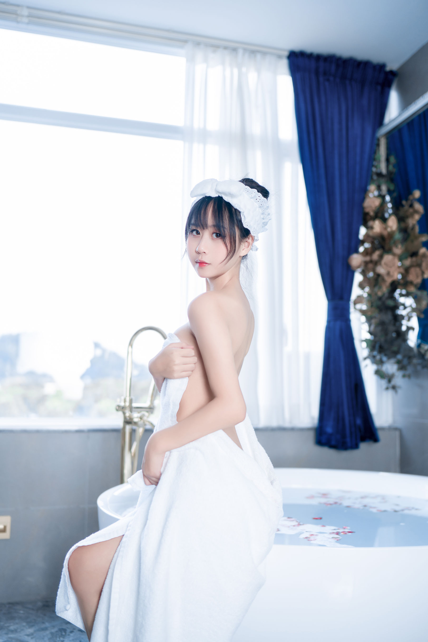 阳光美少女萌芽儿o0 – 浴巾 [27P] 2023-03-17 11:47:59 - 妍画集-妍画集