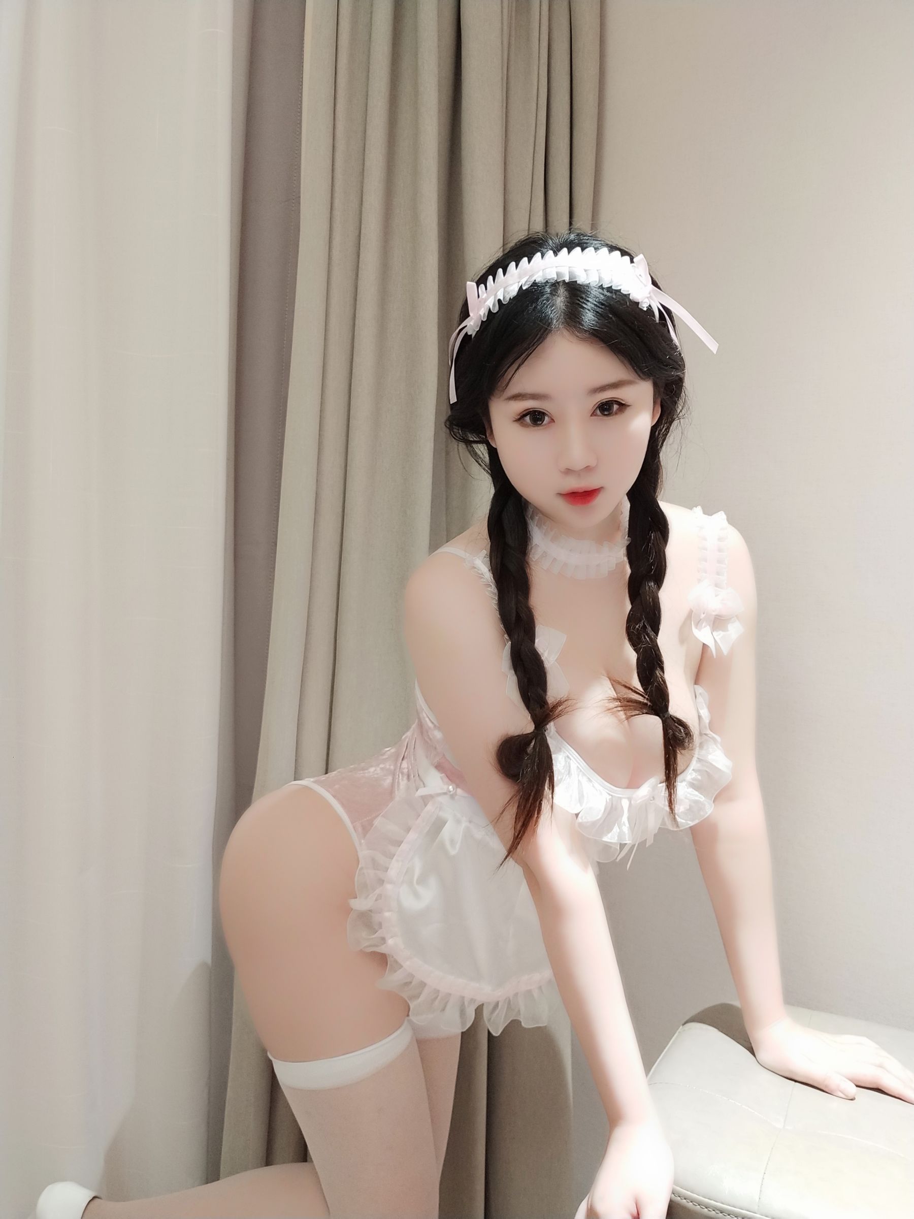 蜜桃少女是依酱呀 – 冬季女友 [45P] 插图9