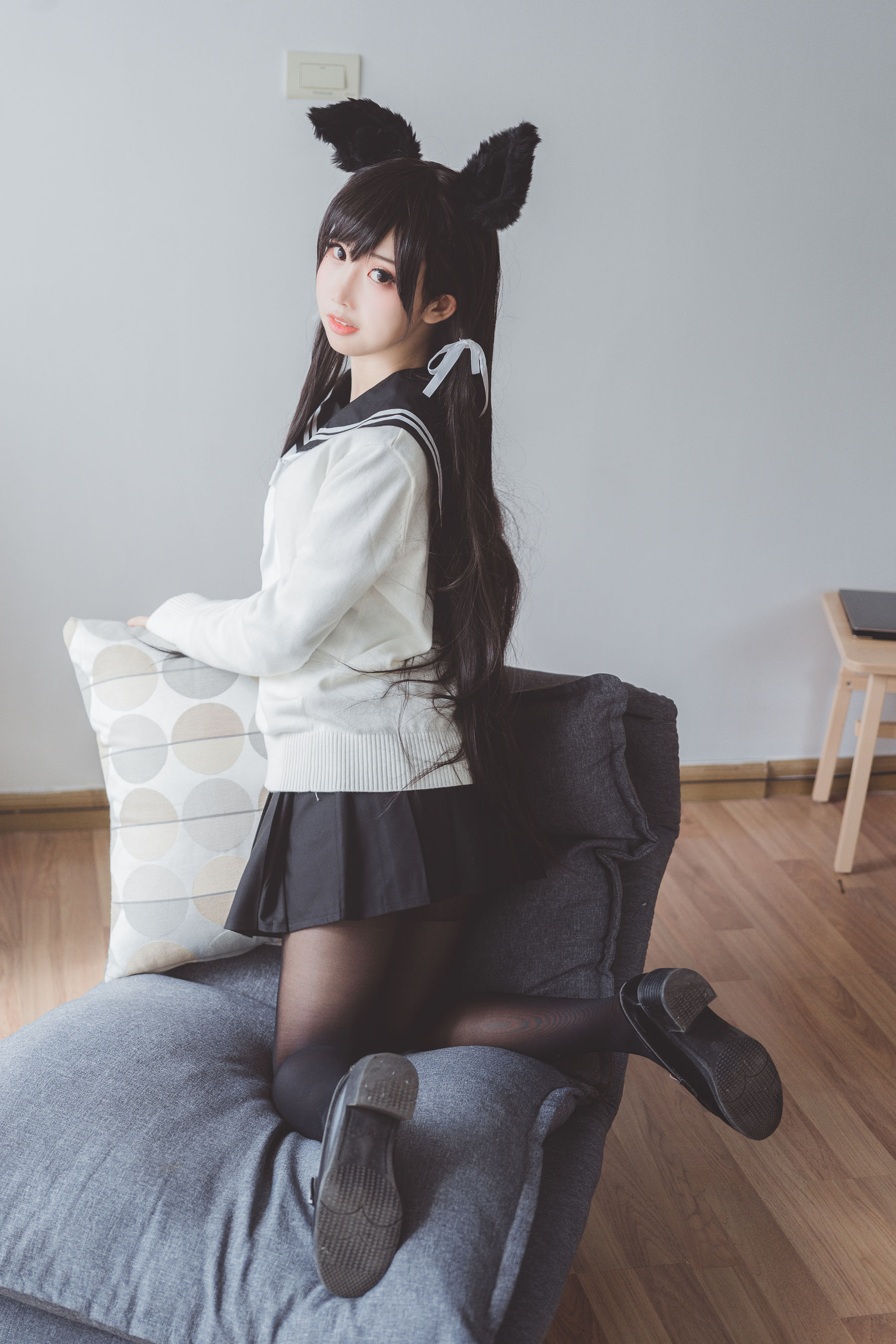 [Cosplay写真] 可爱人气Coser面饼仙儿 – 制服爱宕 [16P] 插图6