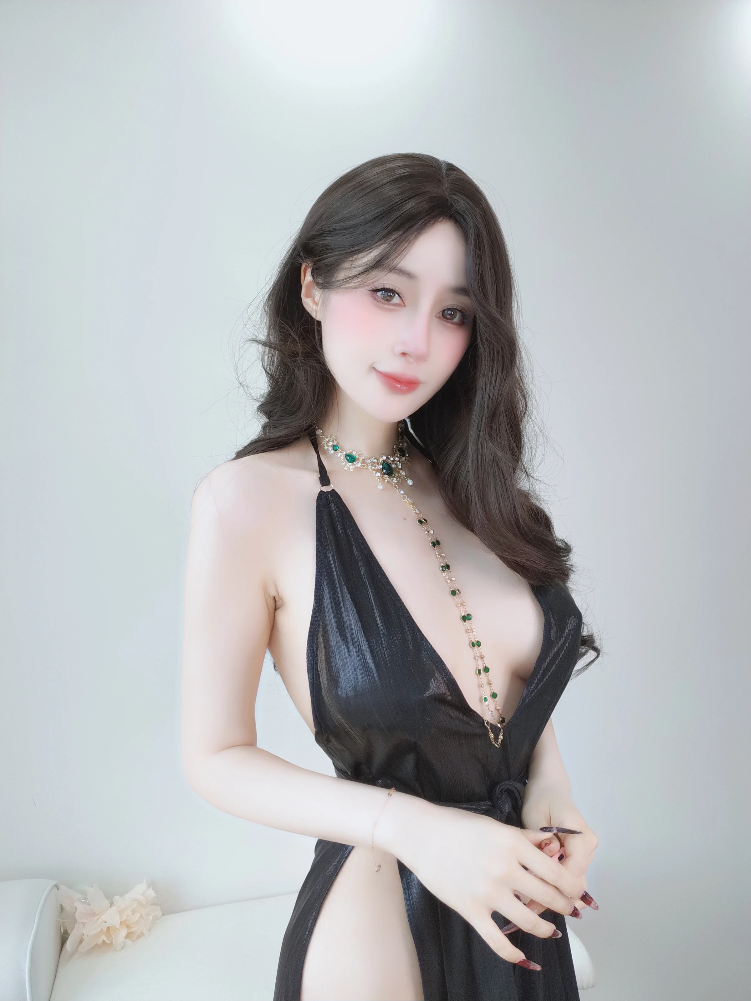 白银81 – 自摄Vol.103 黑丝礼裙 [122P] 插图2