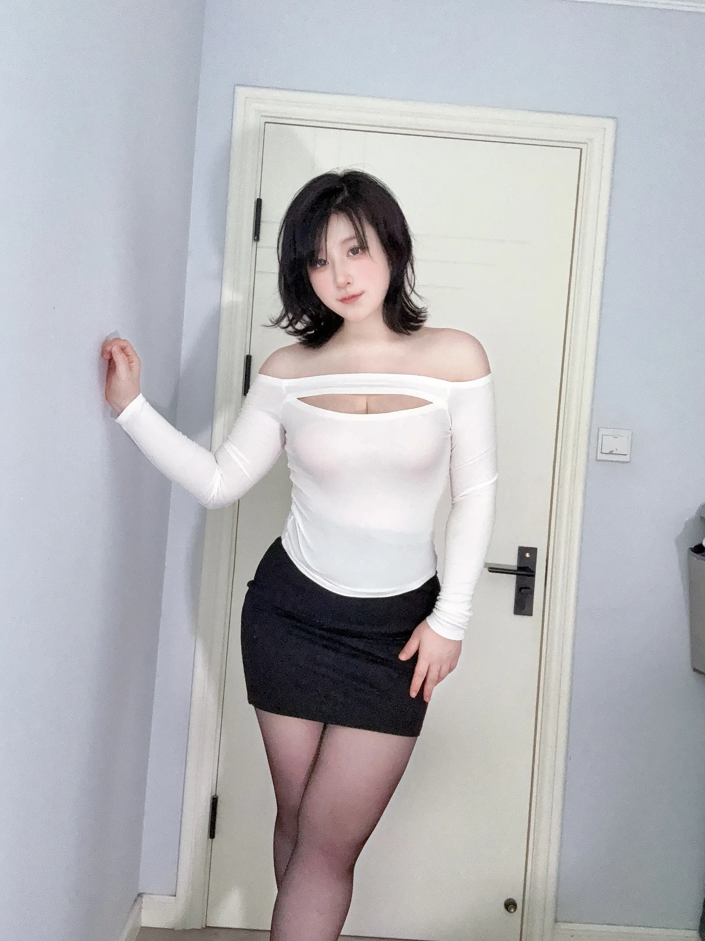 Zyra秋 – 妈妈的裙子 [47P] 插图2