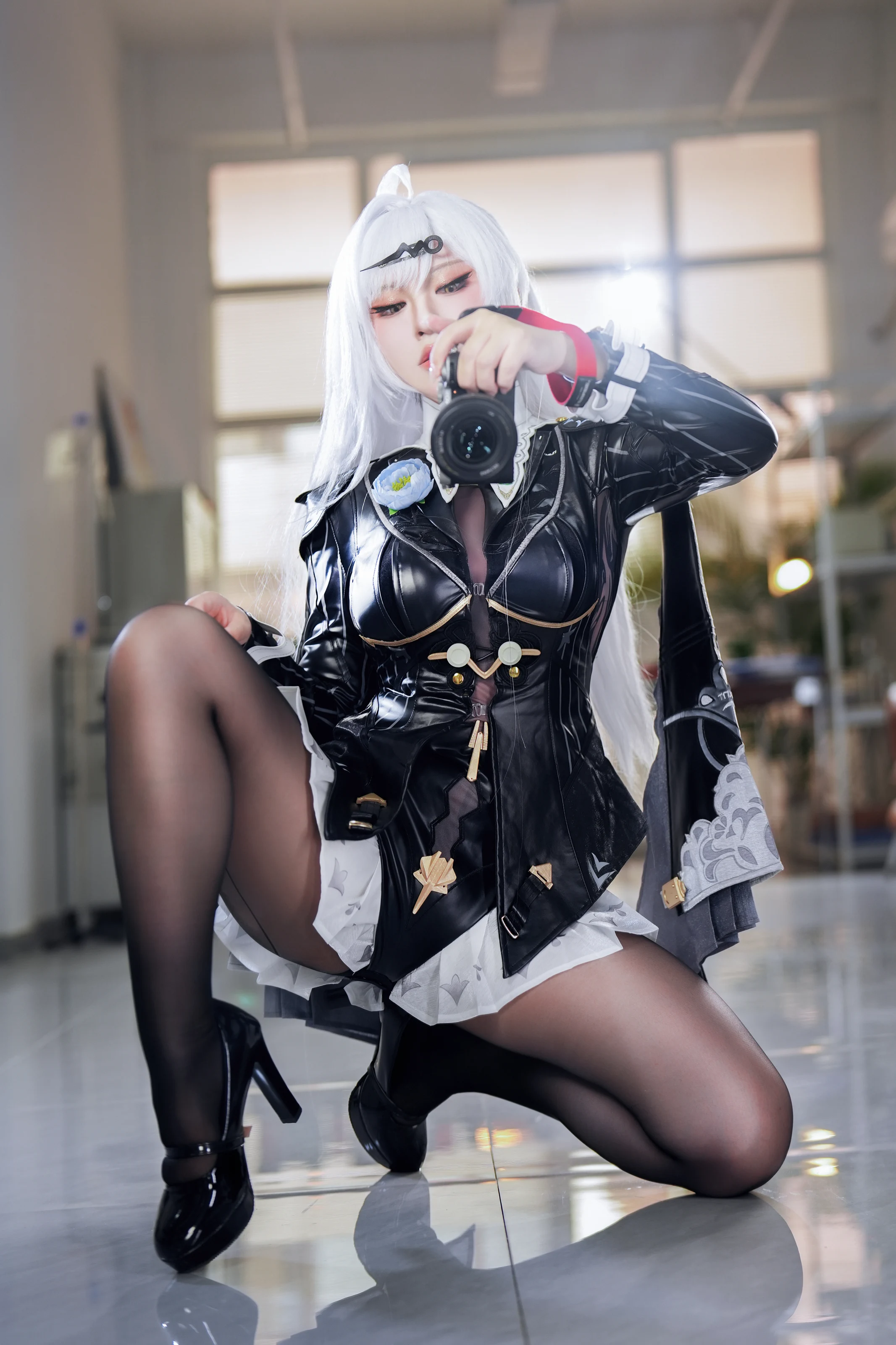 半半子 – 儀玄師匠 [51P]-秀人网