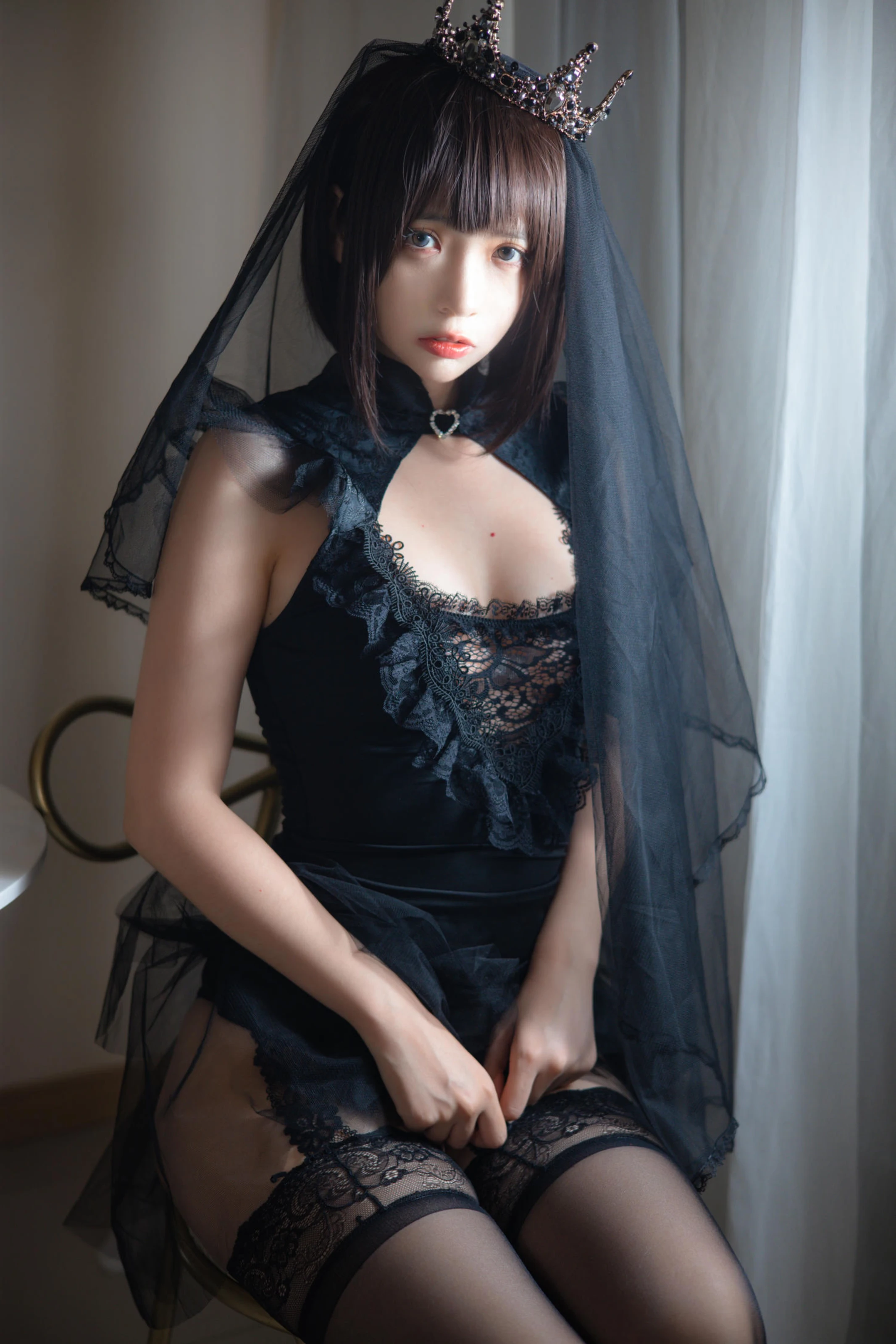 疯猫ss – 黑色婚纱 [40P] 插图3