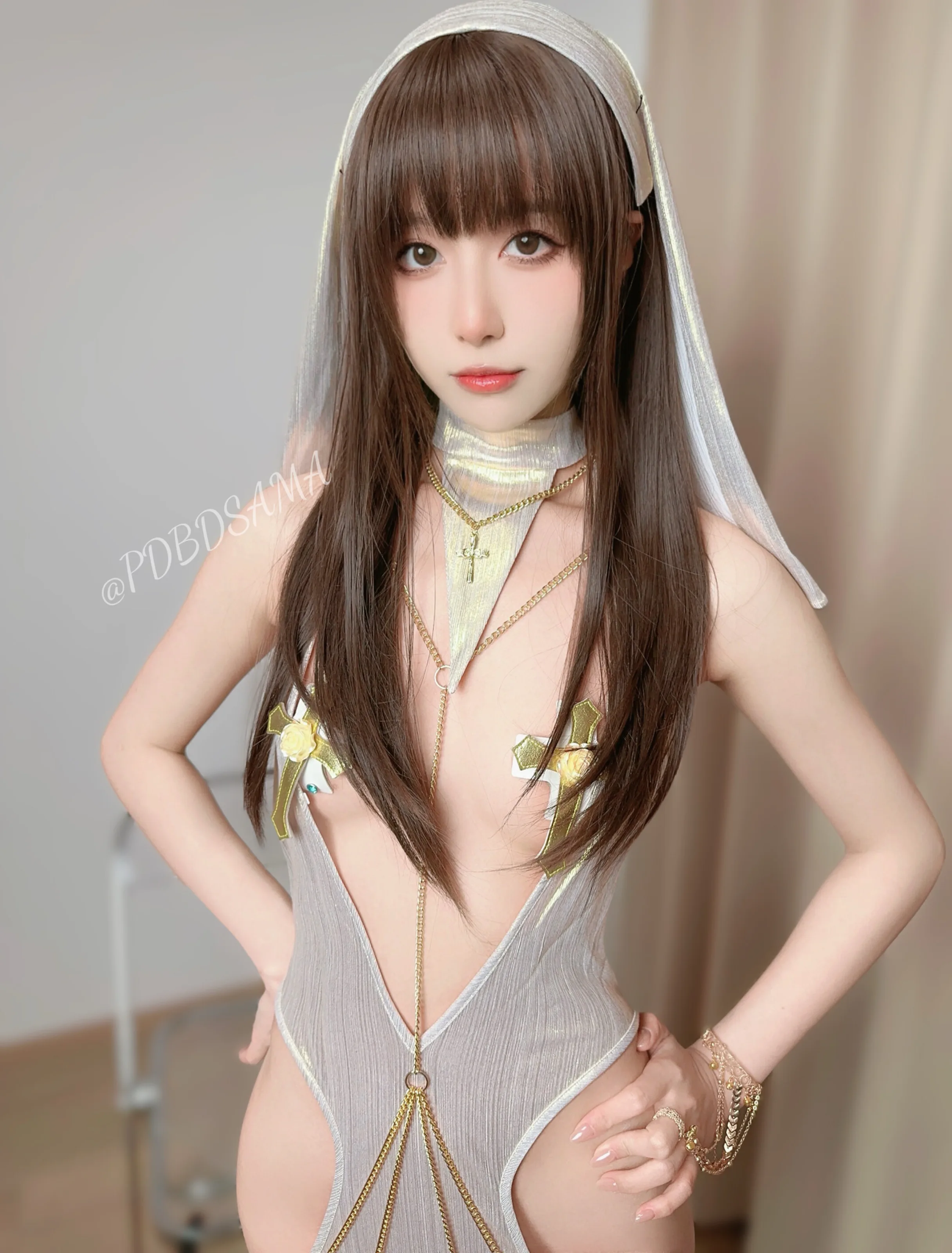 布丁大法 – 圣女契约 [102P]-秀人网