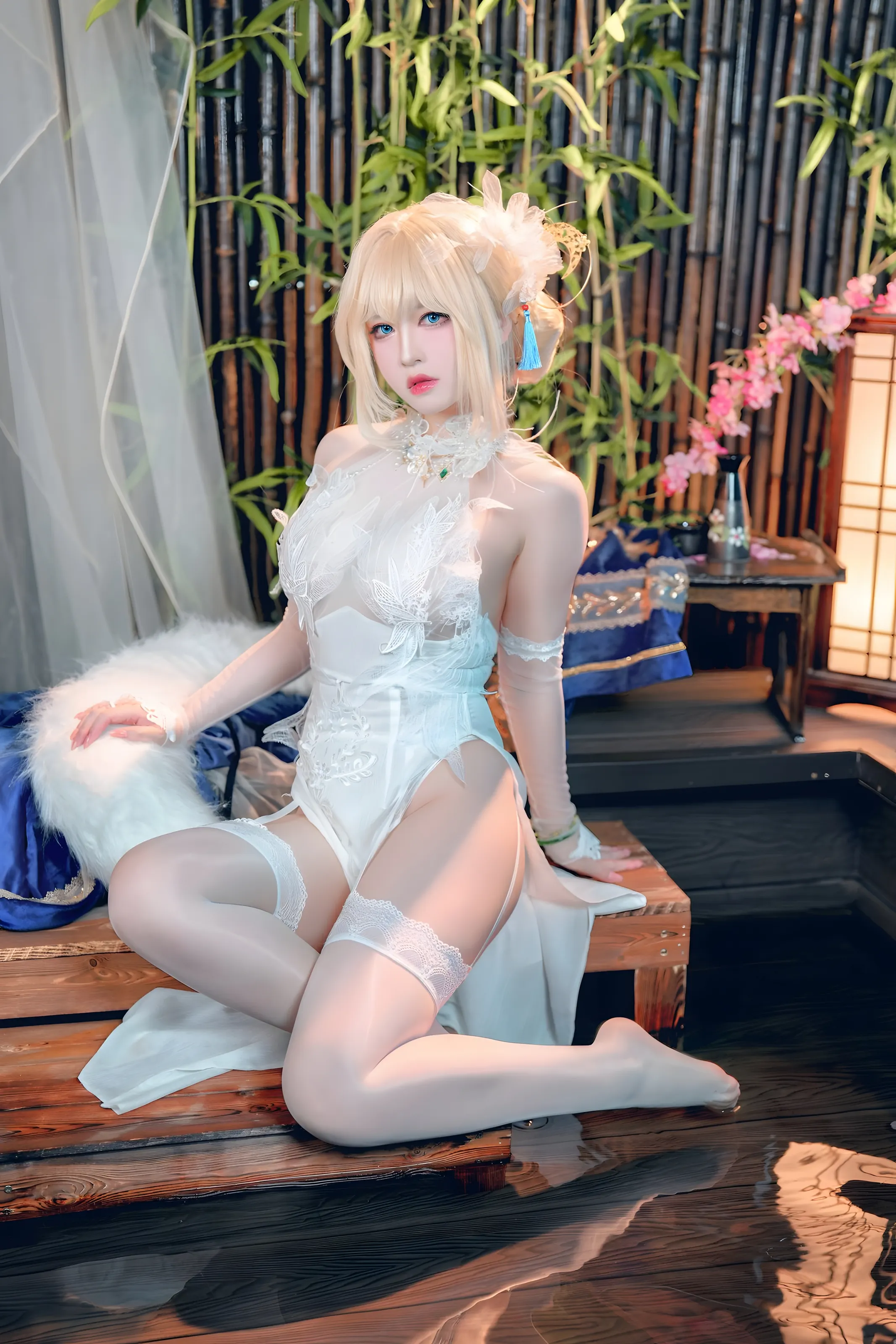 半半子 – 贞德 灯花祝装圣女 灯火佳期 [58P]-秀人网
