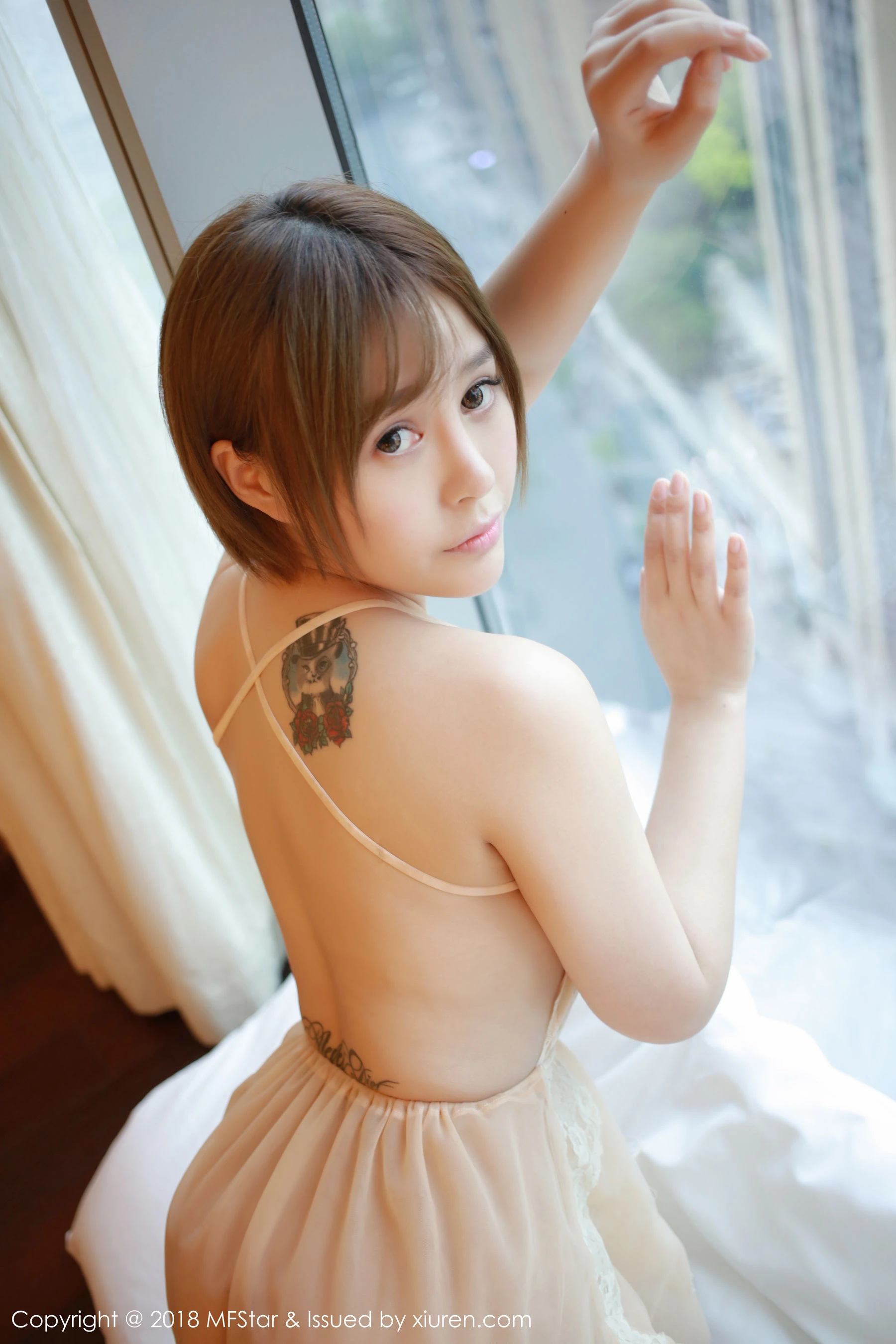 Evelyn艾莉《一如女神范的性感》 模范学院 Vol.125 2023-01-07 00:00:00 - 妍画集-妍画集