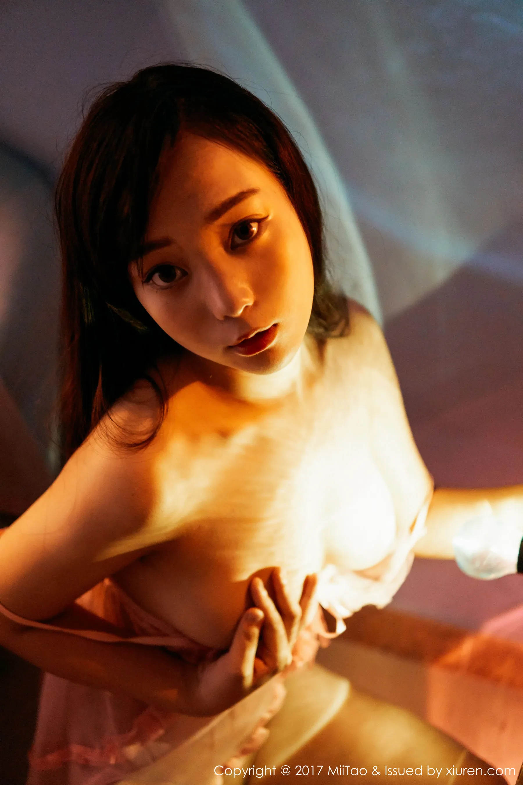 瑞欣《灯光下的人体摄影》 蜜桃社 VOL.086 插图9