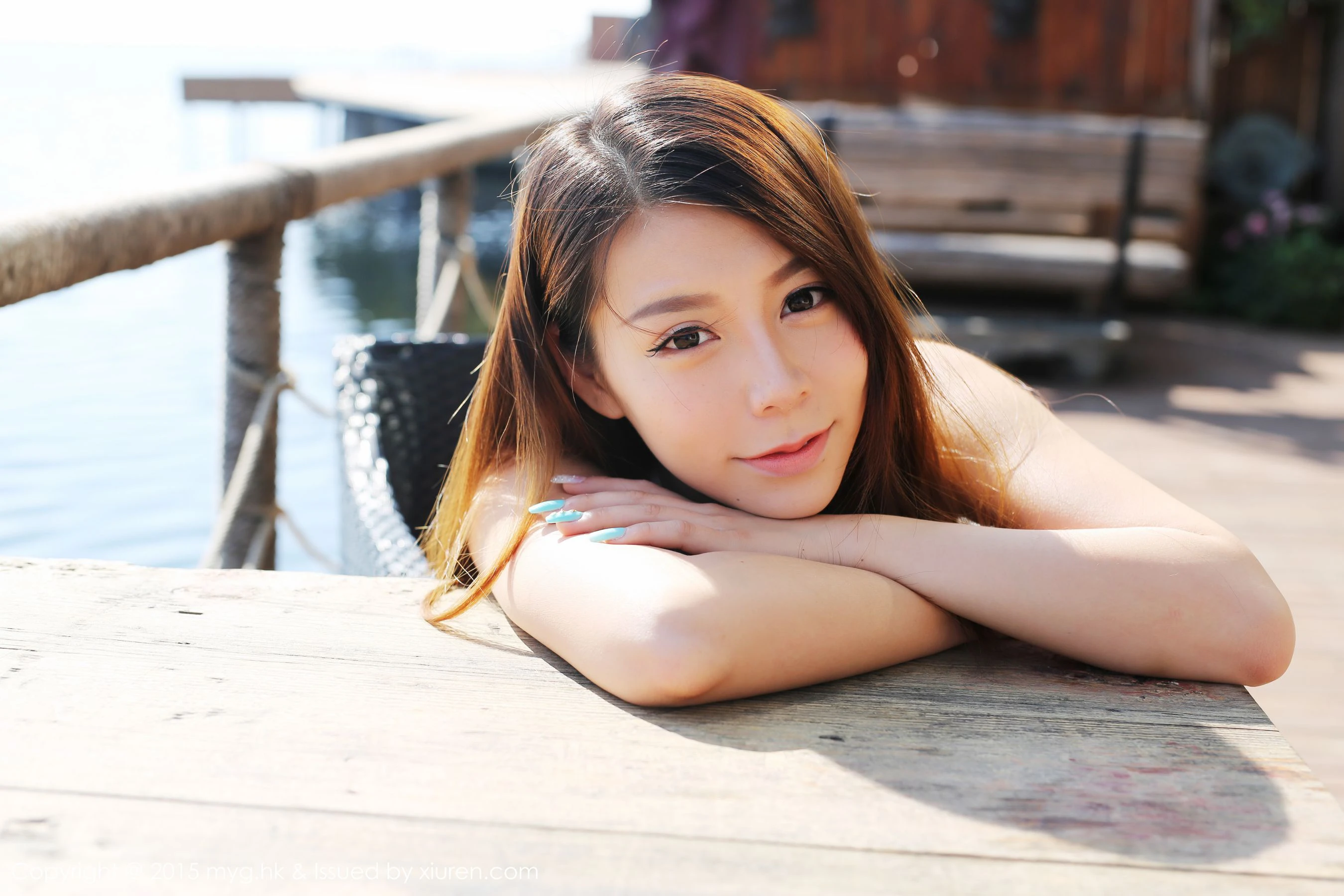 Vetiver嘉宝贝儿《小清新唯美长裙+牛仔装》 美媛馆 Vol.106 2017-02-02 00:00:00 - 妍画集-妍画集