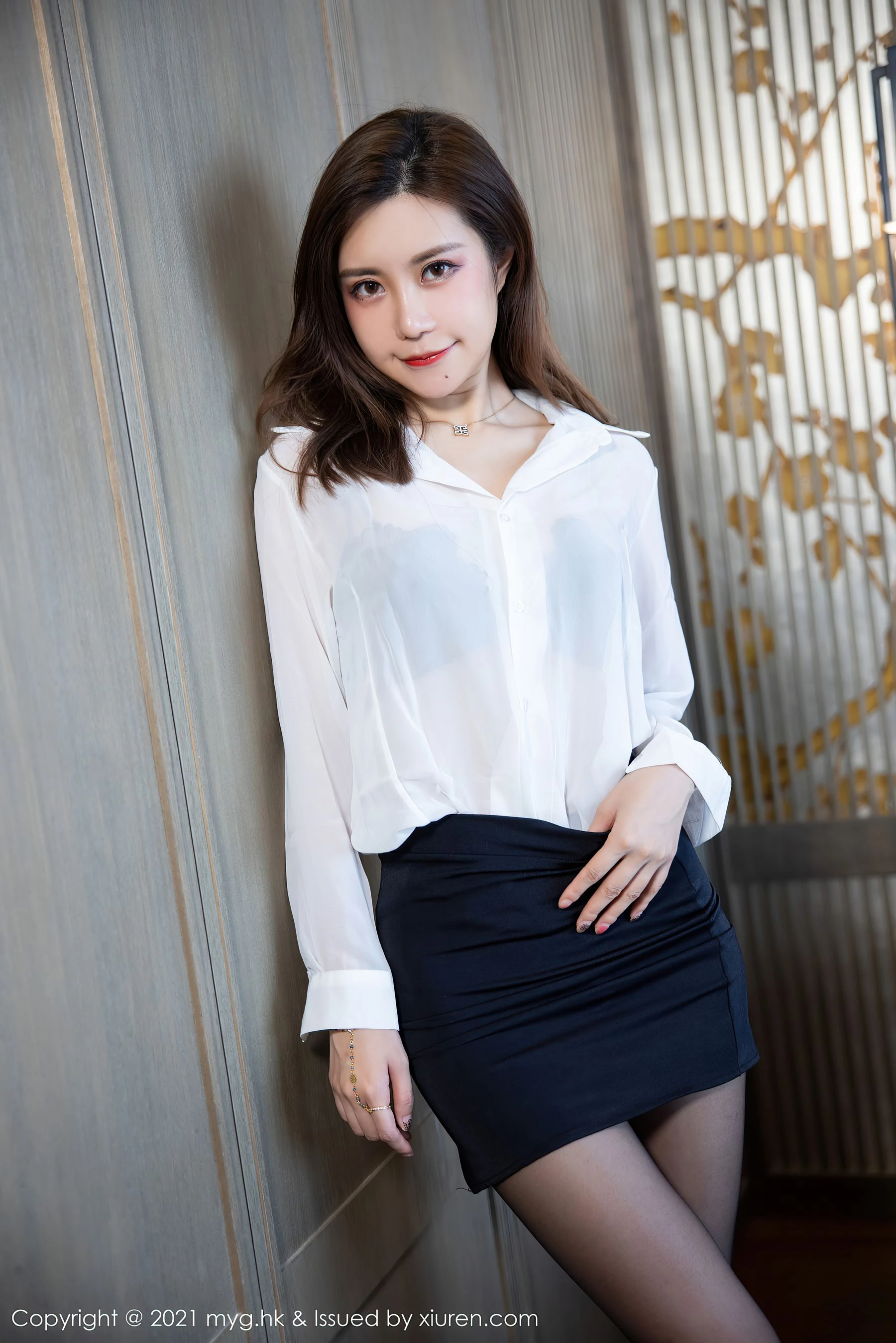 美媛馆 Vol.575 绮里嘉Carina 2023-01-01 00:00:00 - 妍画集-妍画集