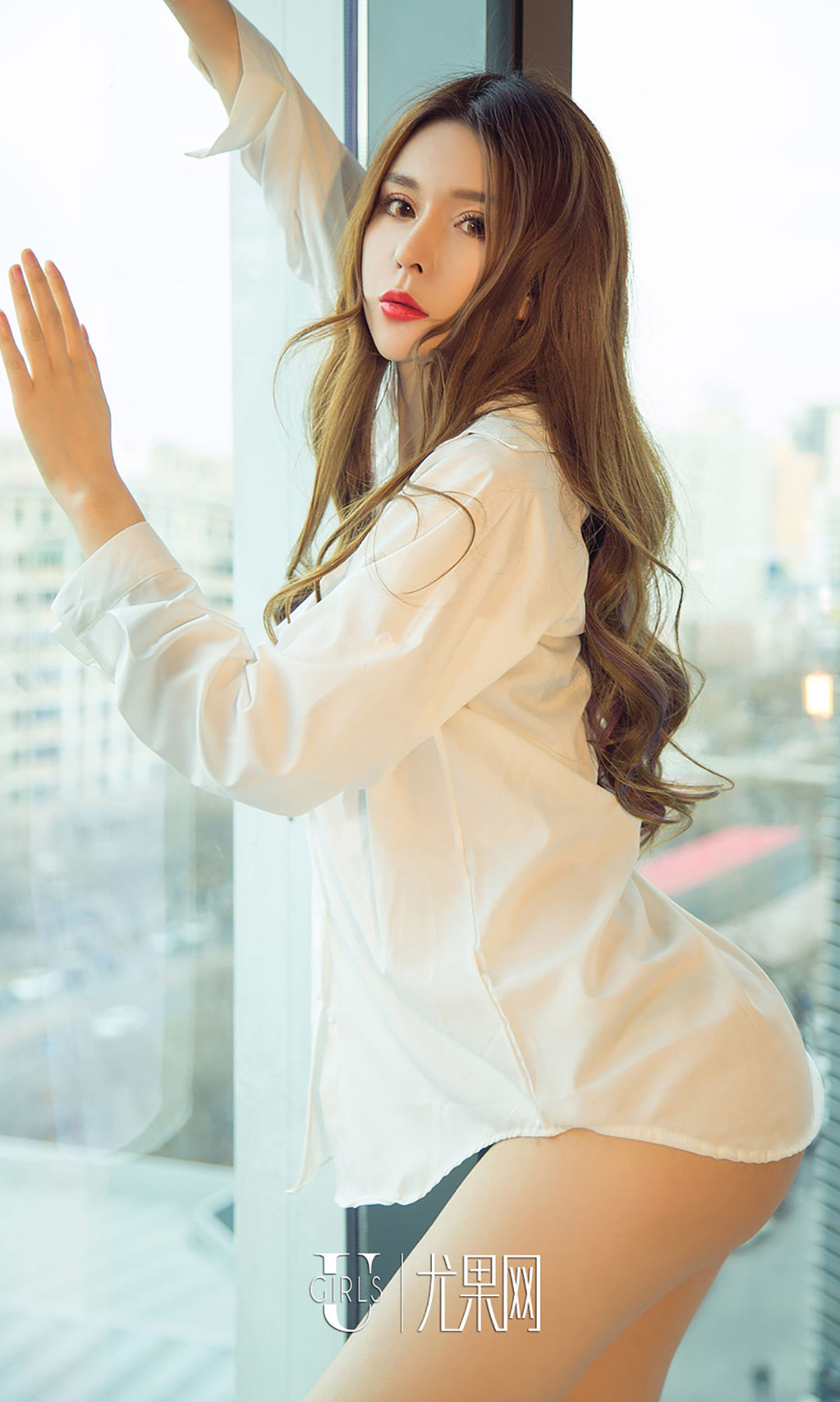 娜尤子《亮眼红唇》 UGirls 爱尤物 No.972 [40P] 插图5