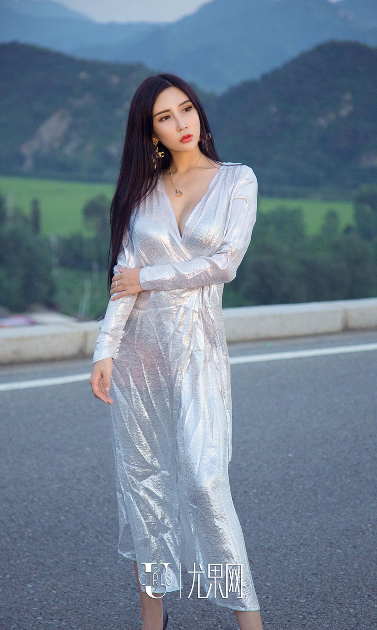 UGirls 爱尤物 No.1208 艾霓莎 心花路放 [35P] 插图10